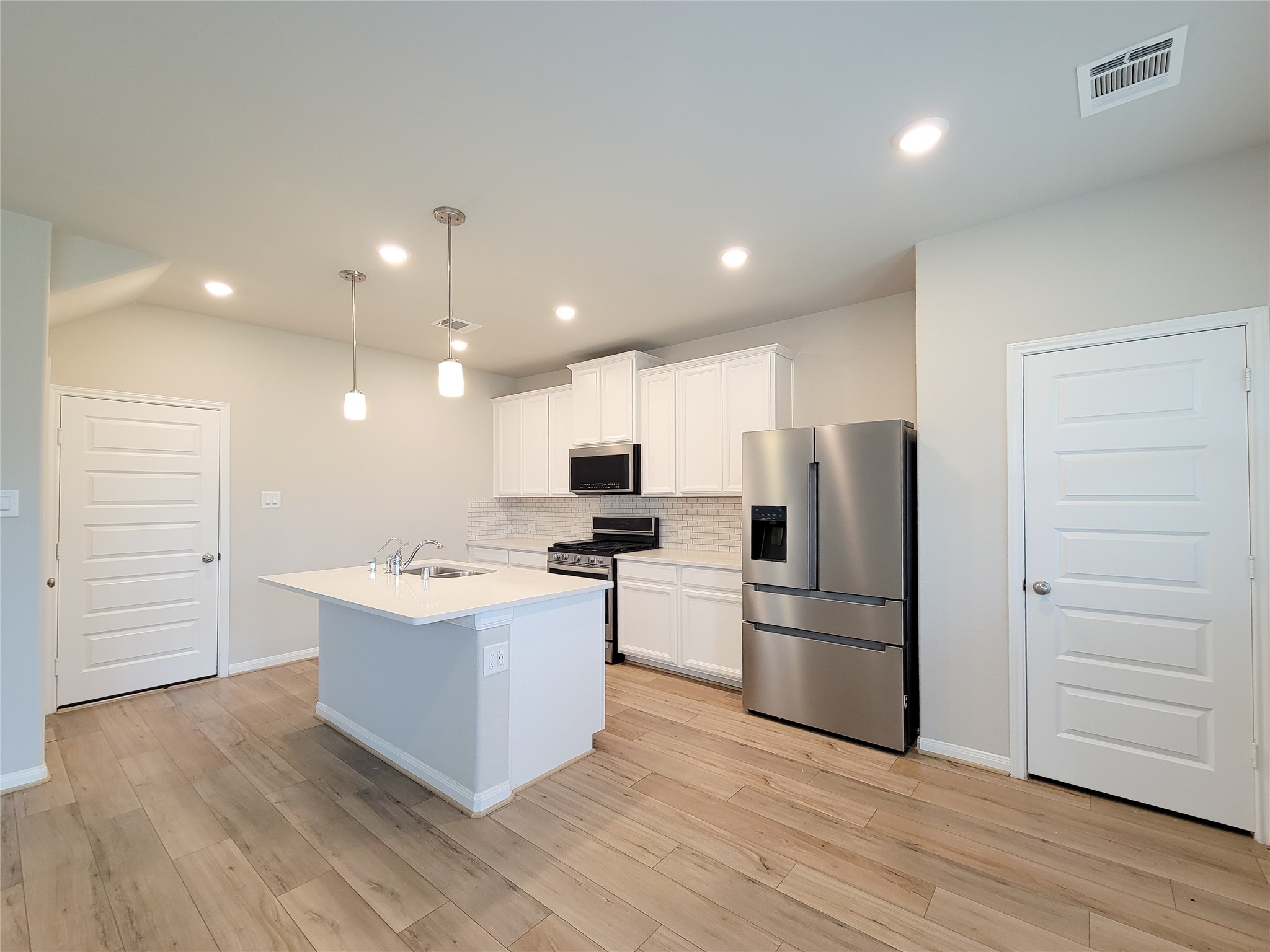 18528 Meadow Point Lane, Conroe, TX 77316