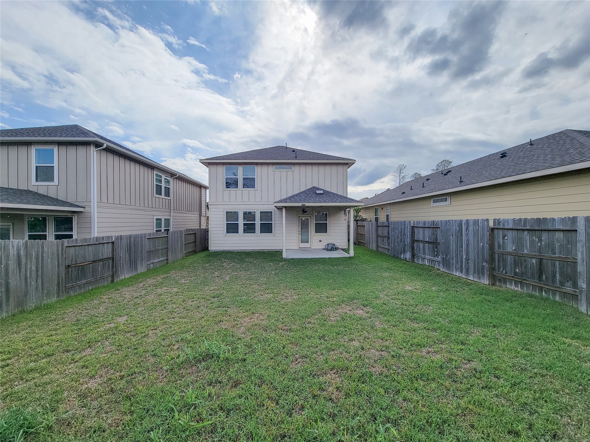 18528 Meadow Point Lane, Conroe, TX 77316