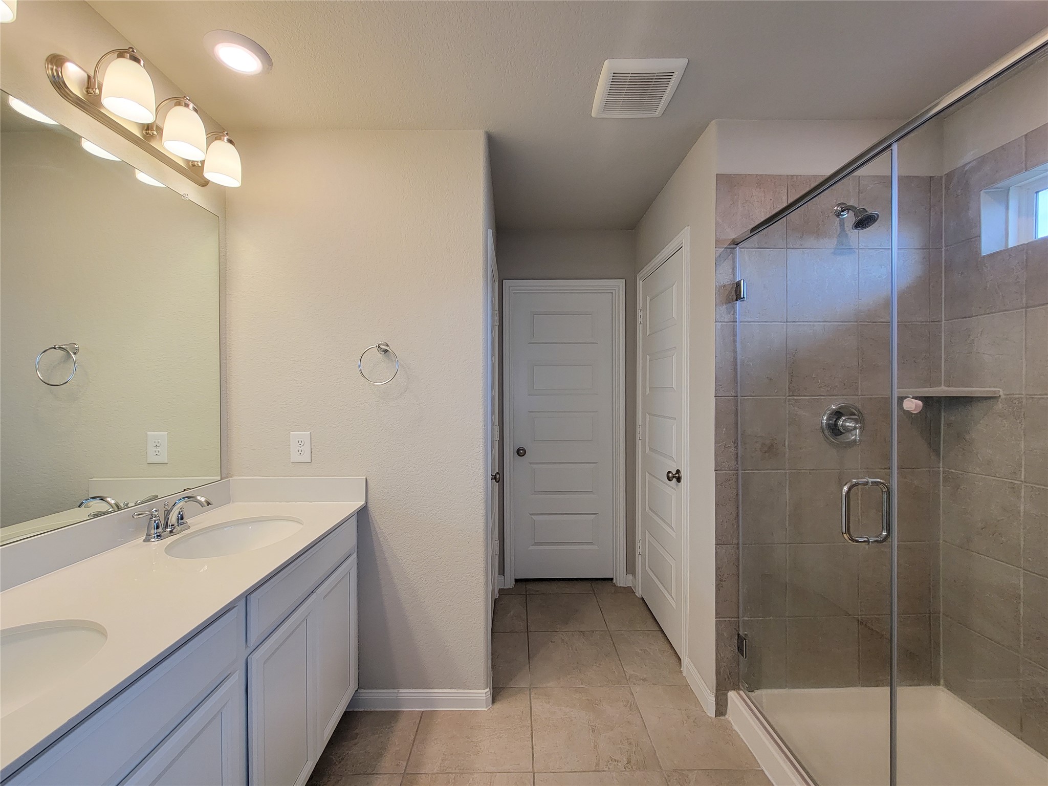 18528 Meadow Point Lane, Conroe, TX 77316