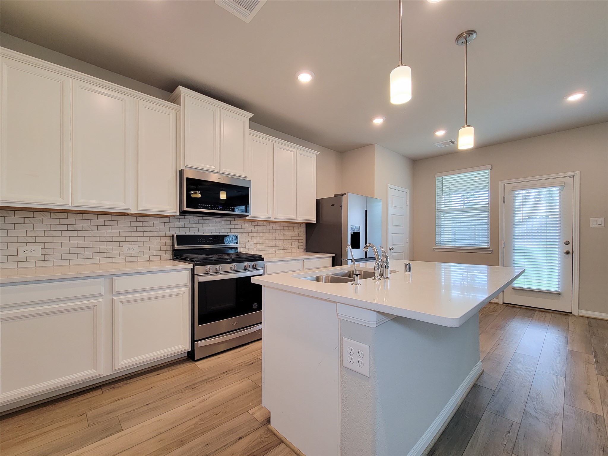 18528 Meadow Point Lane, Conroe, TX 77316