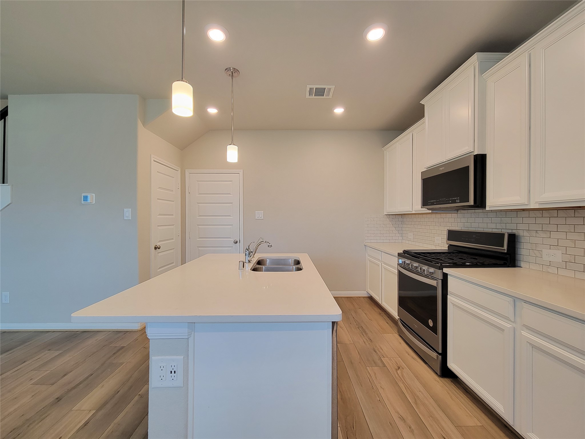18528 Meadow Point Lane, Conroe, TX 77316