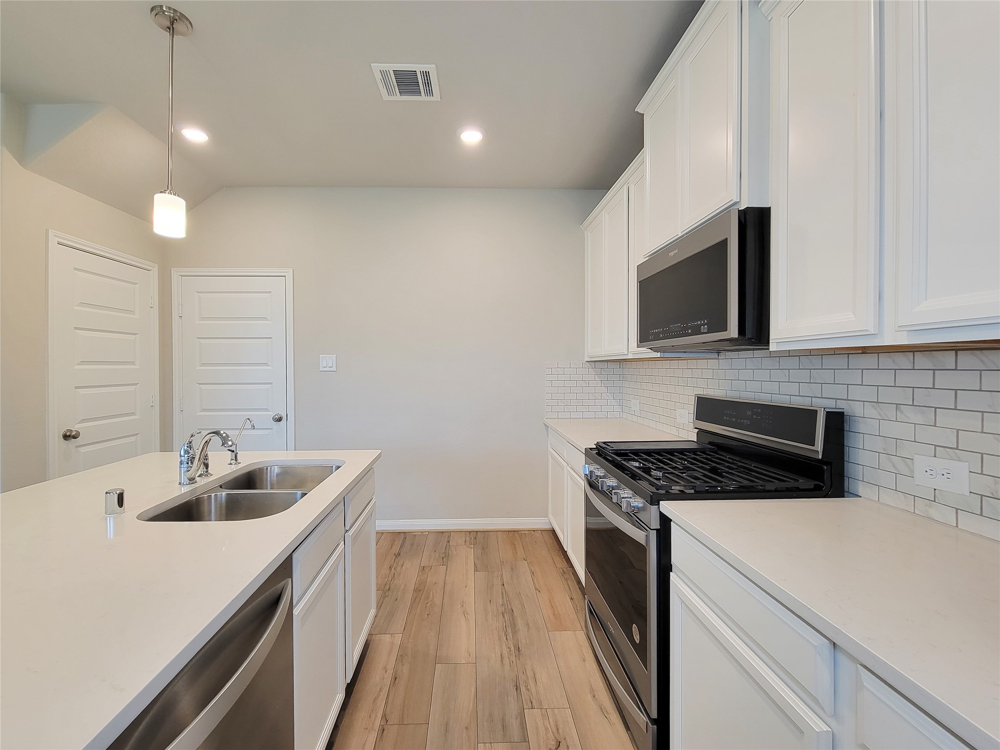 18528 Meadow Point Lane, Conroe, TX 77316