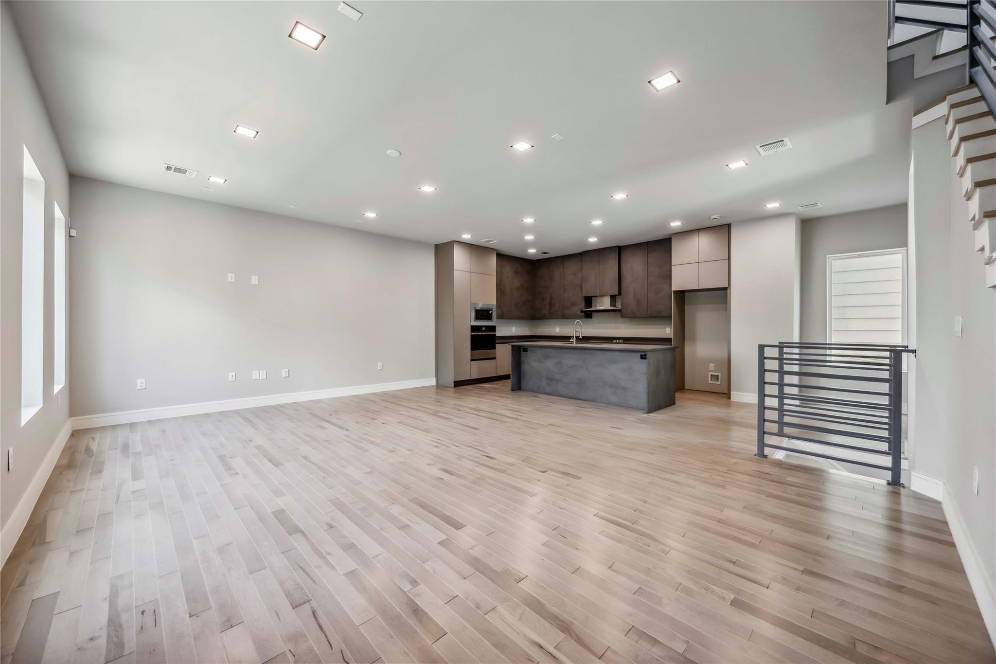 1115 W 21st Street, Houston, TX 77008