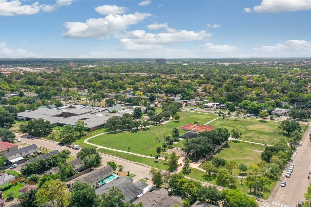 7203 Lacy Hill Drive, Houston, TX 77036