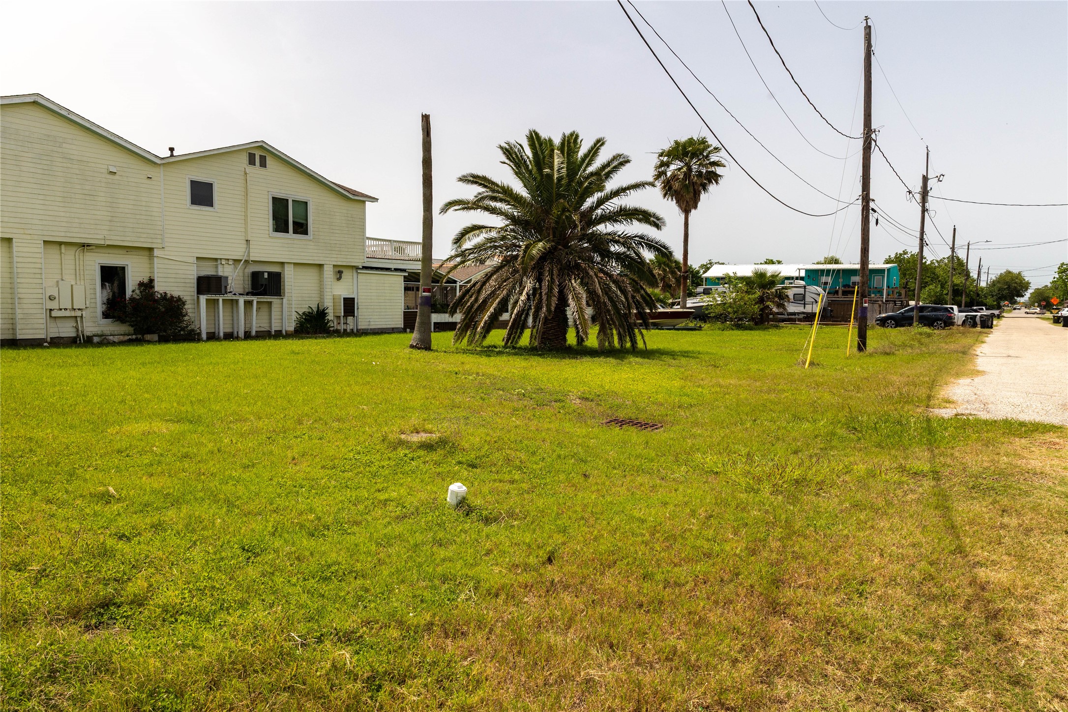 1917 Avenue A, San Leon, TX 77539
