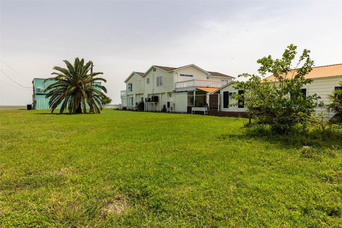 1917 Avenue A, San Leon, TX 77539