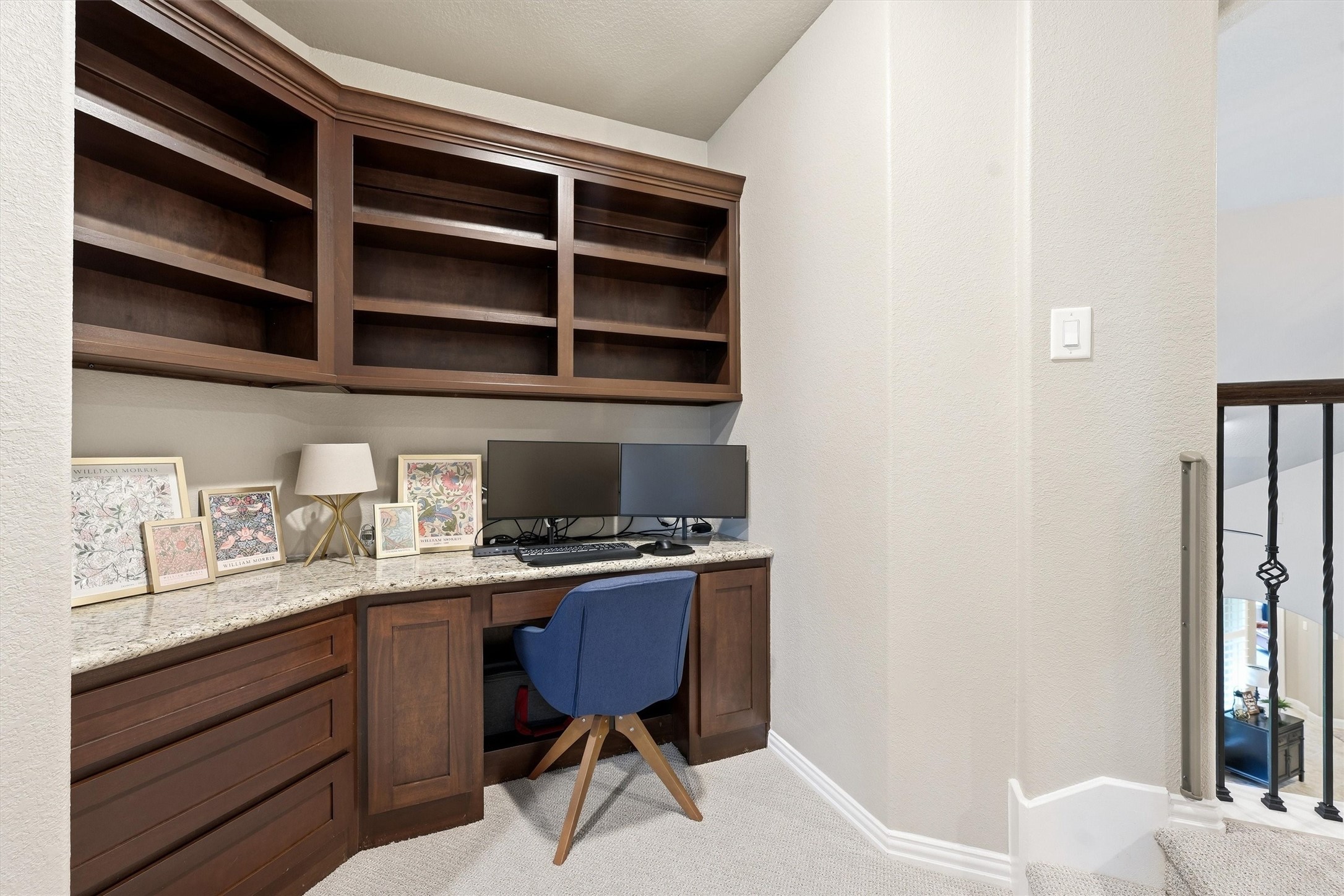 Flexible space for family or guests.