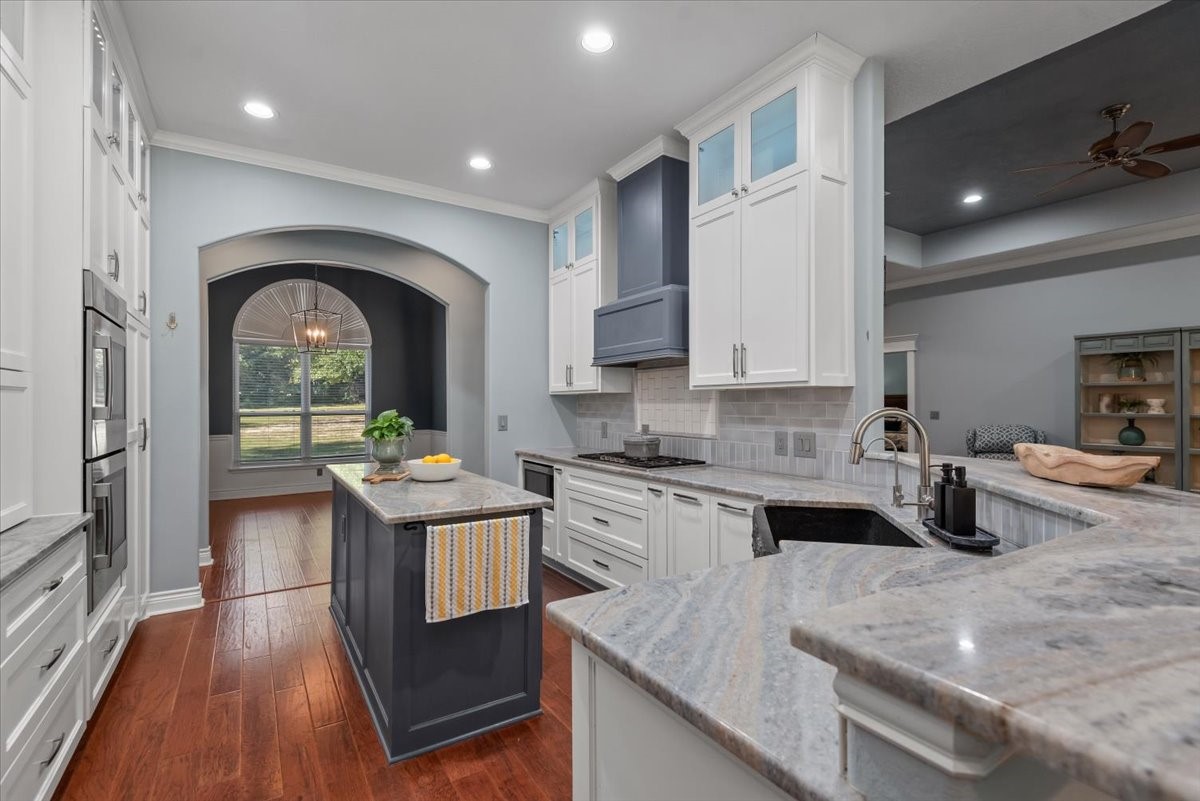 11325 Majestic Drive, Montgomery, TX 77316