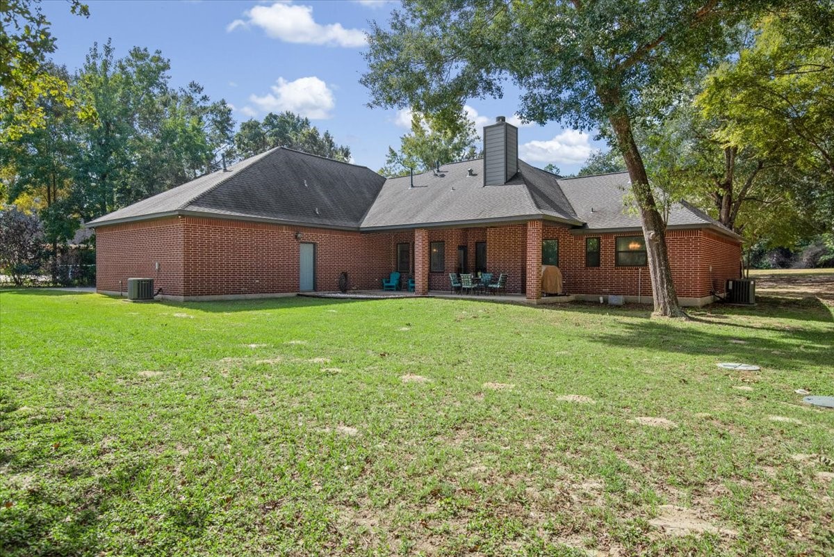 11325 Majestic Drive, Montgomery, TX 77316