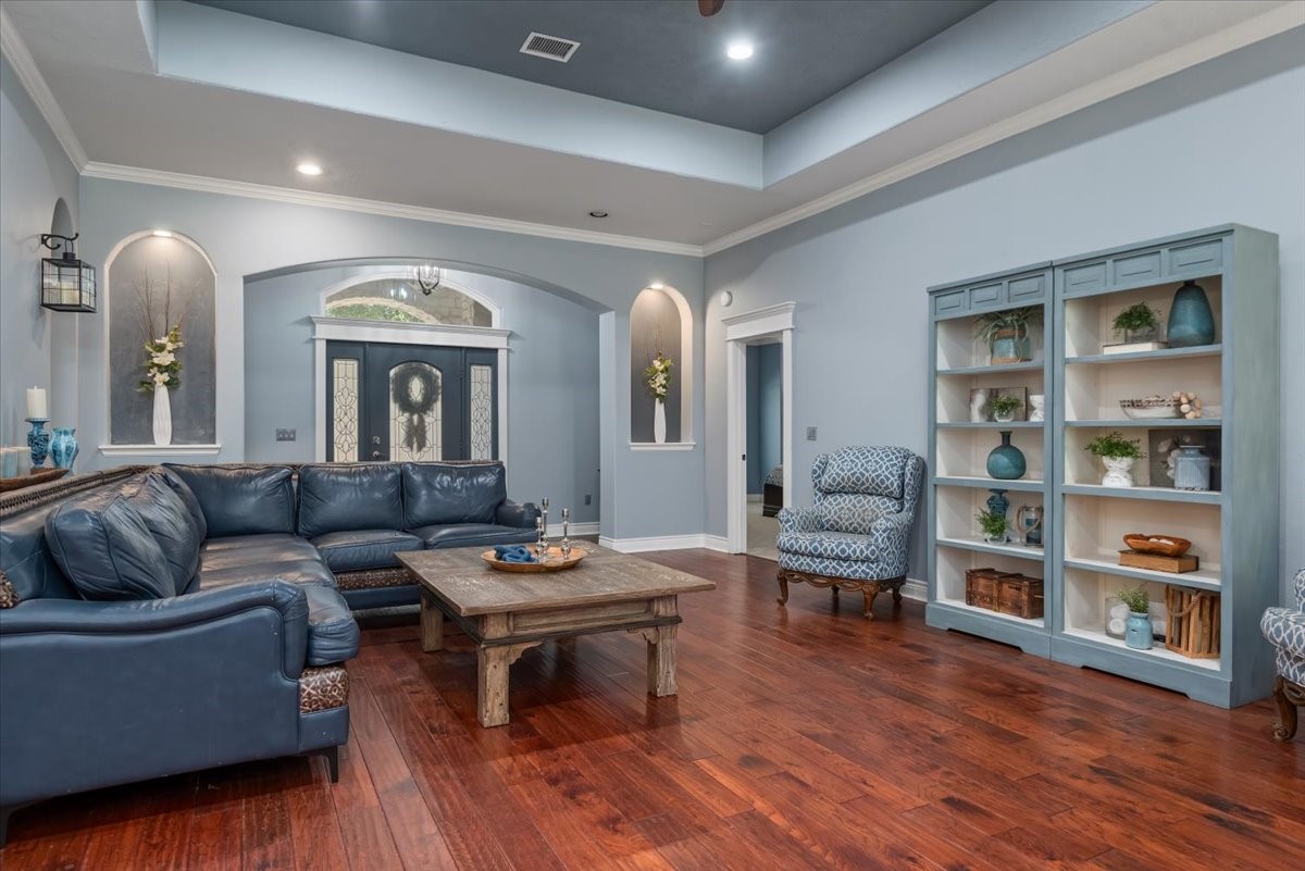11325 Majestic Drive, Montgomery, TX 77316