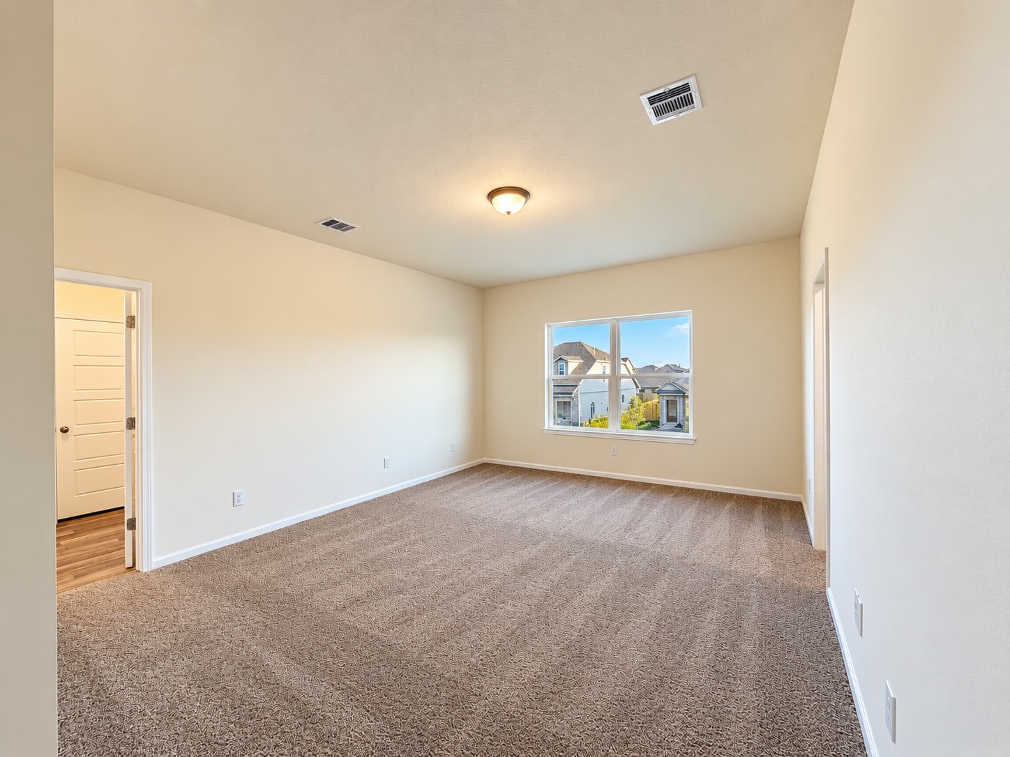 The Oriole II- Primary Suite