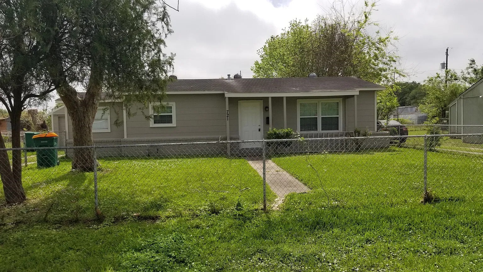 721 Eleanor Street, La Marque, TX 77568 721 Eleanor Street, La Marque, TX 77568