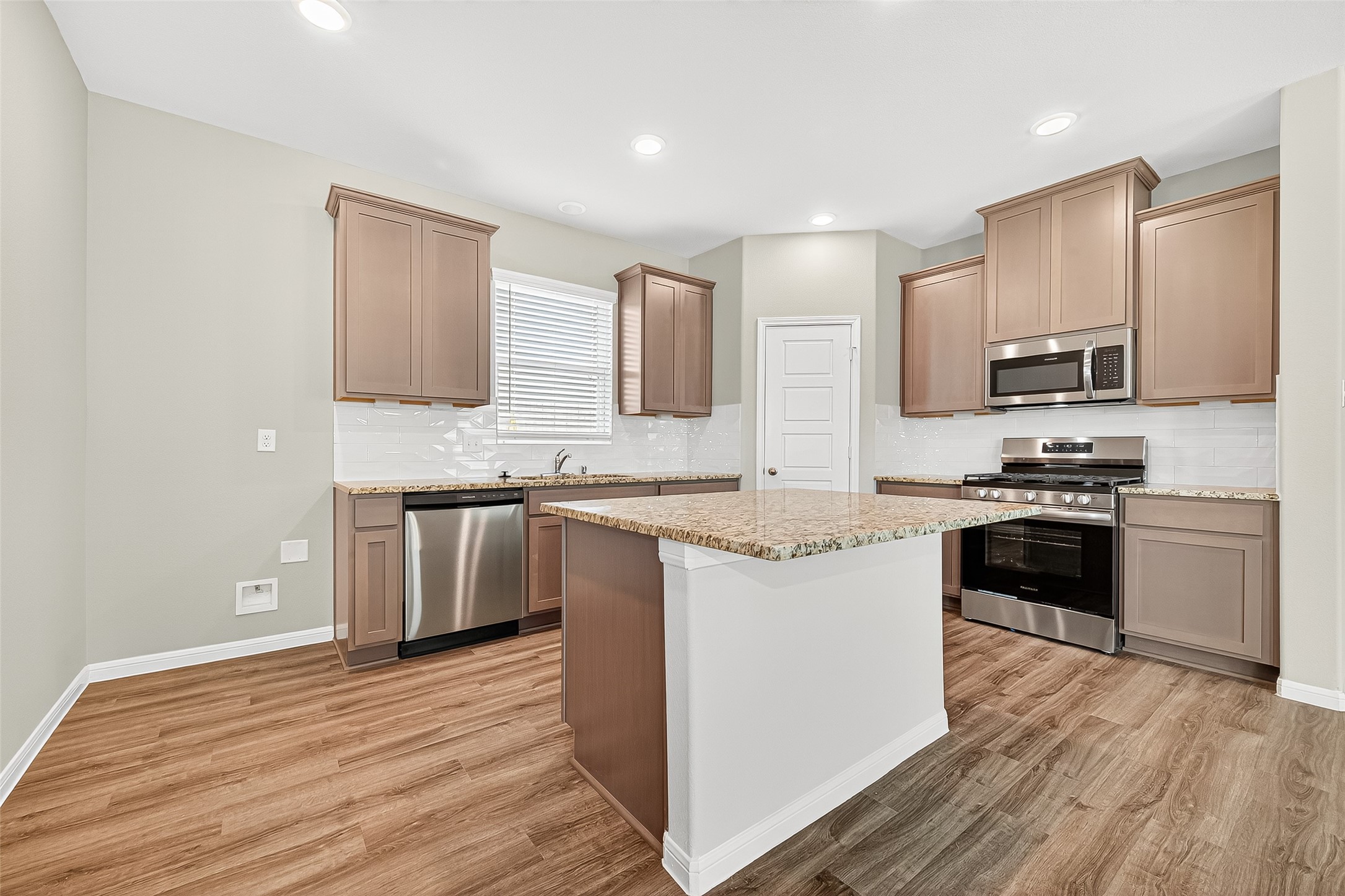 9975 Enclave Grove Street, Willis, TX 77318