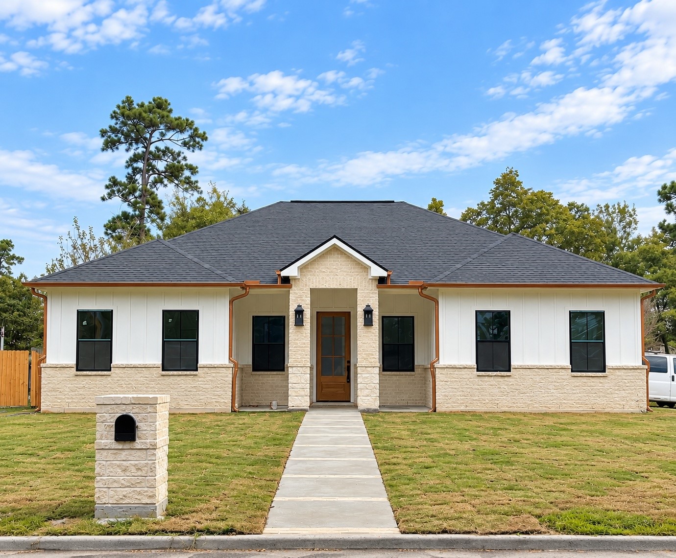 17311 Port O Call Street, Crosby, TX 77532