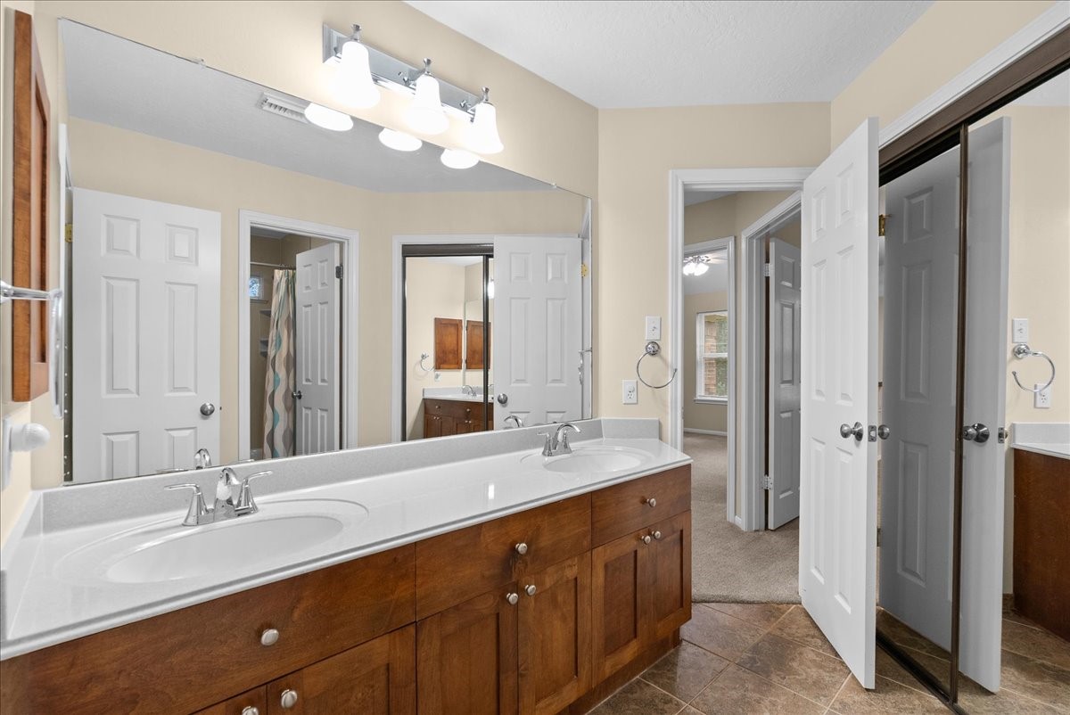 2633 De Four Trace, Seabrook, TX 77586
