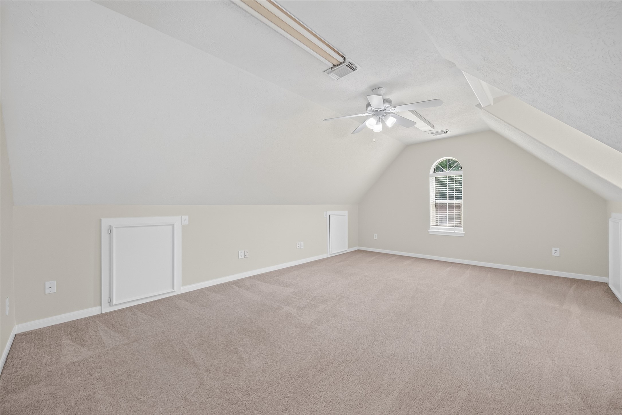 Upstairs flex Room