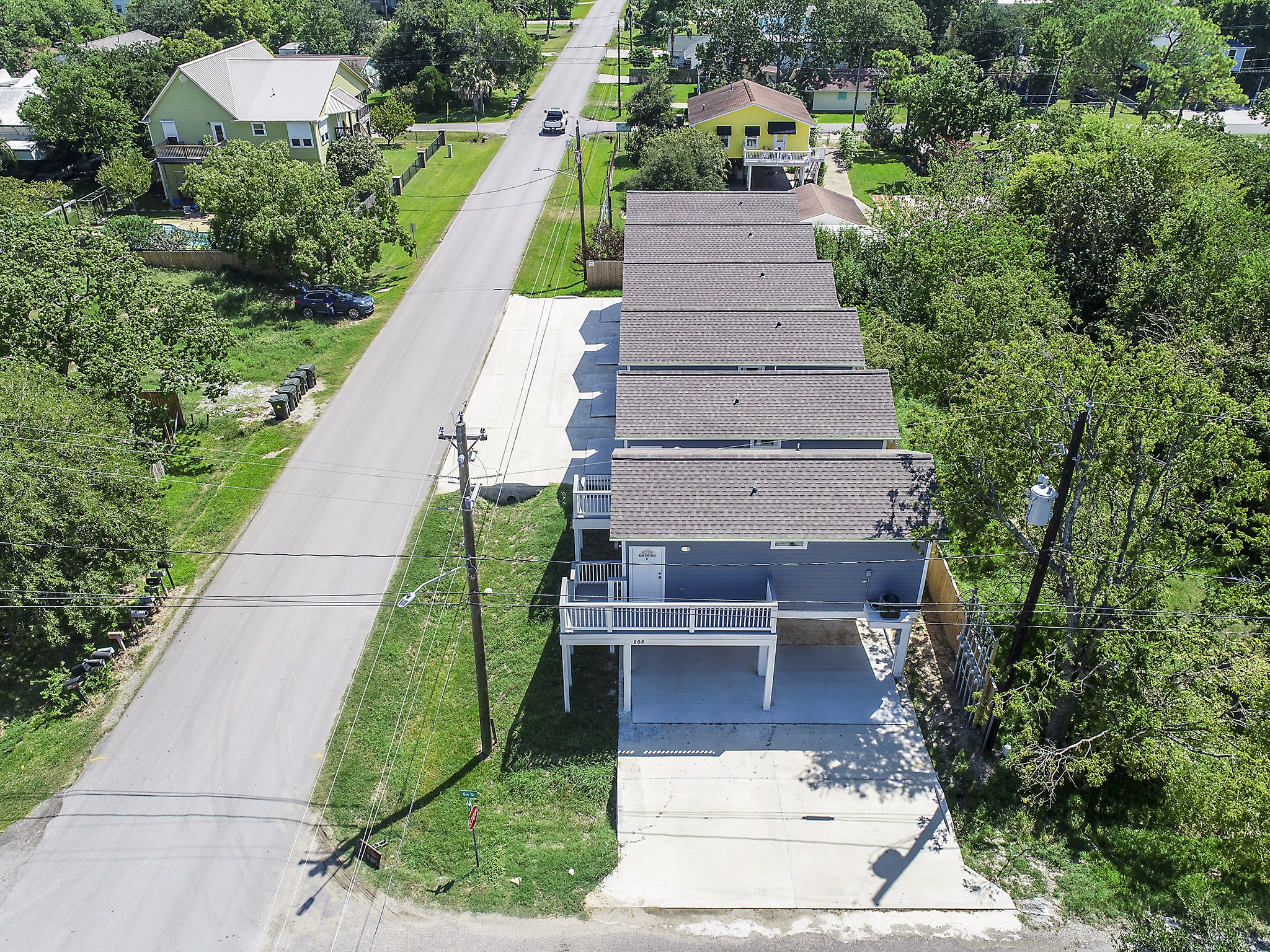 203 6th St, #D, San Leon, TX 77539