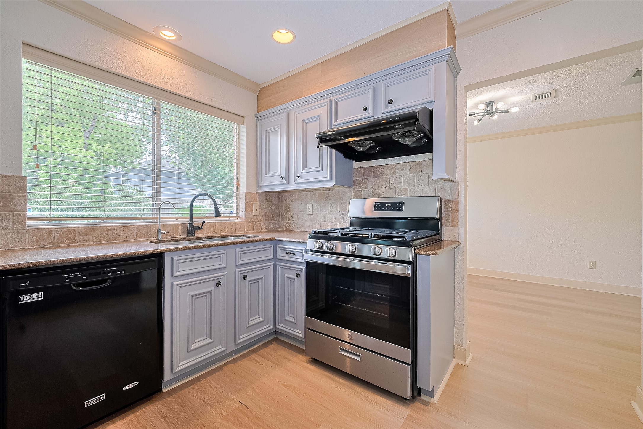 3614 Bee Bayou Lane, Sugar Land, TX 77479