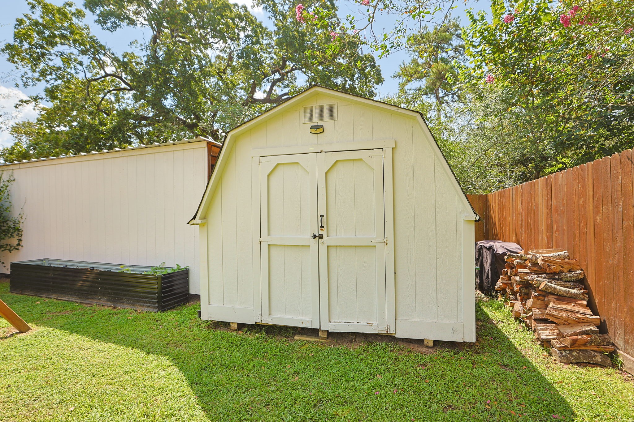 1207 Gail Drive, Pinehurst, TX 77362