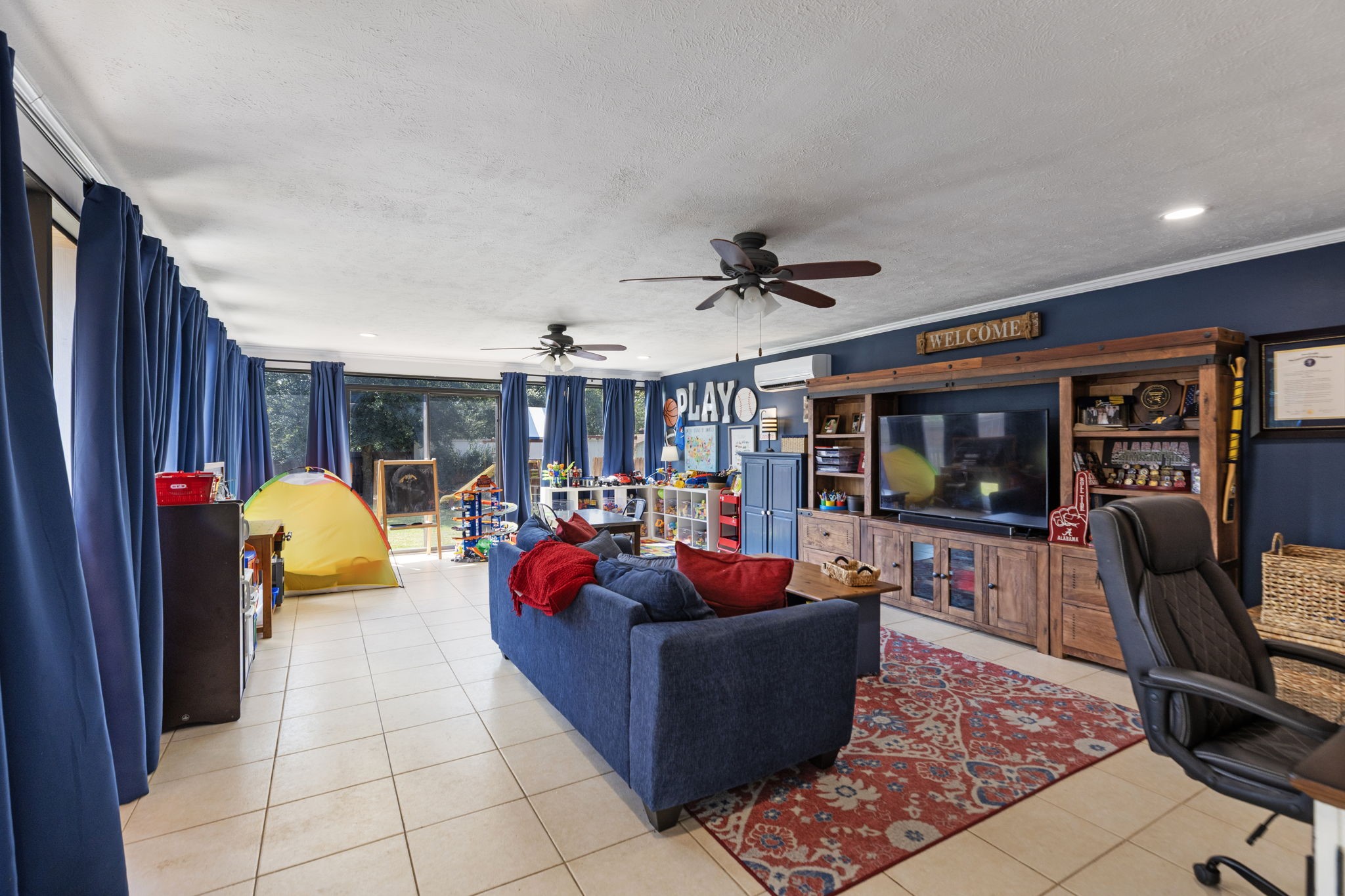 1207 Gail Drive, Pinehurst, TX 77362