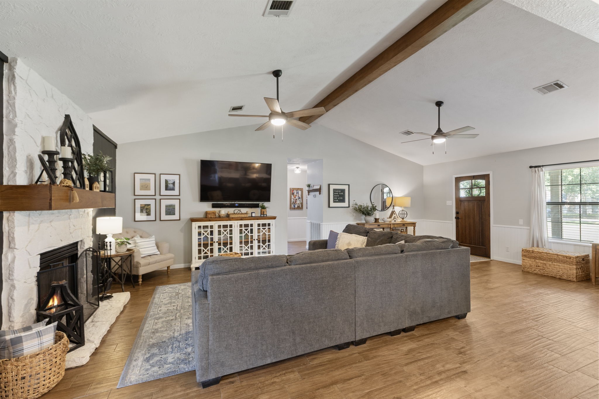 1207 Gail Drive, Pinehurst, TX 77362