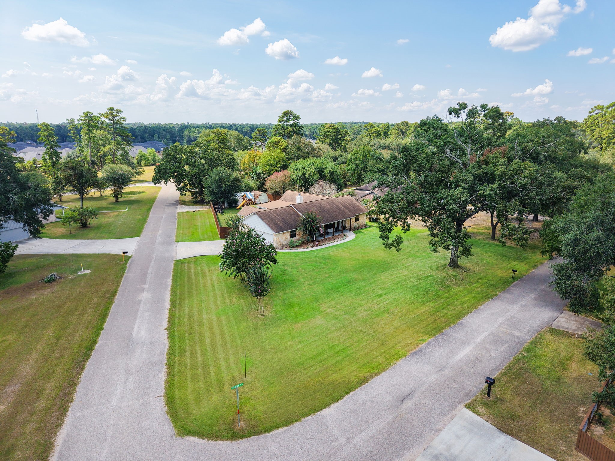 1207 Gail Drive, Pinehurst, TX 77362