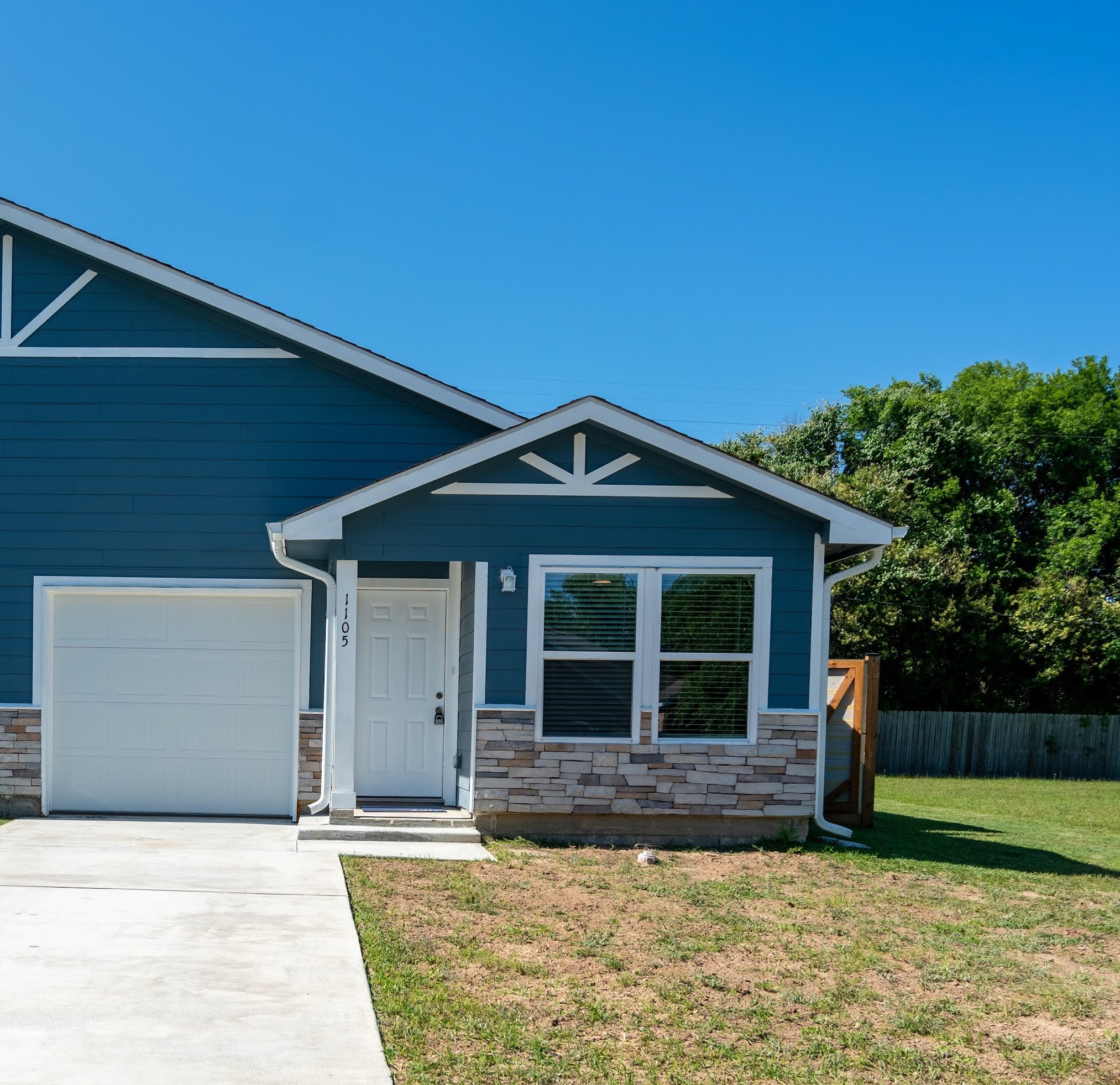 1105 Robert Street, Baytown, TX 77521