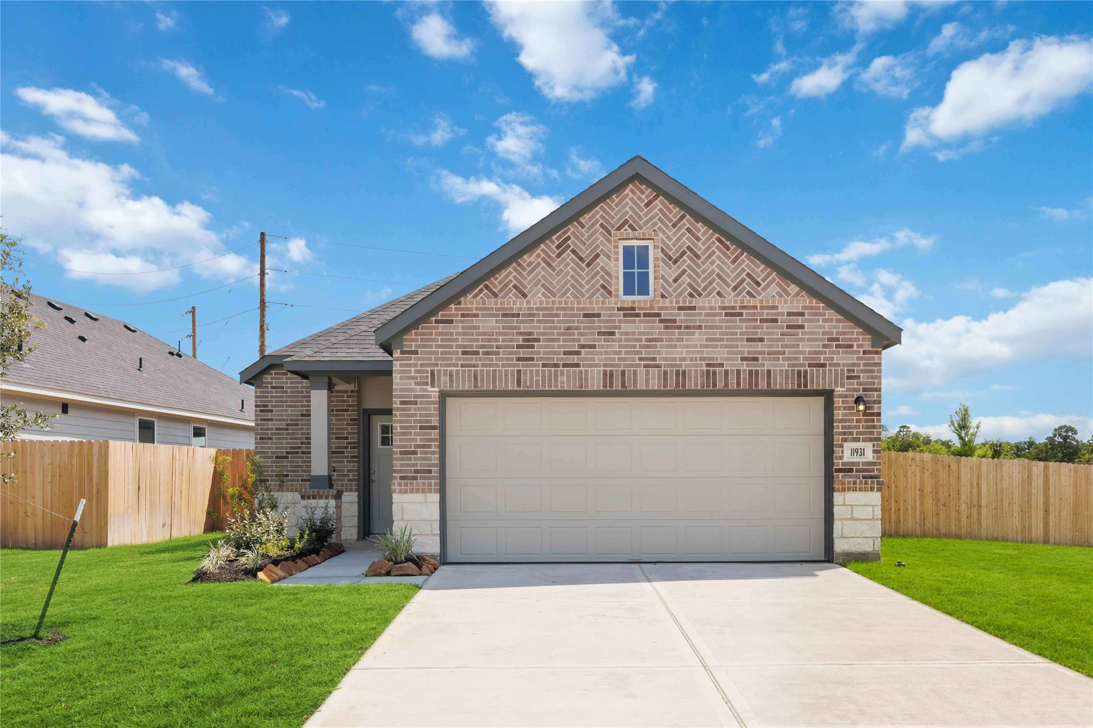 Welcome Home to 11931 Avian Avenue! Welcome Home to 11931 Avian Avenue!