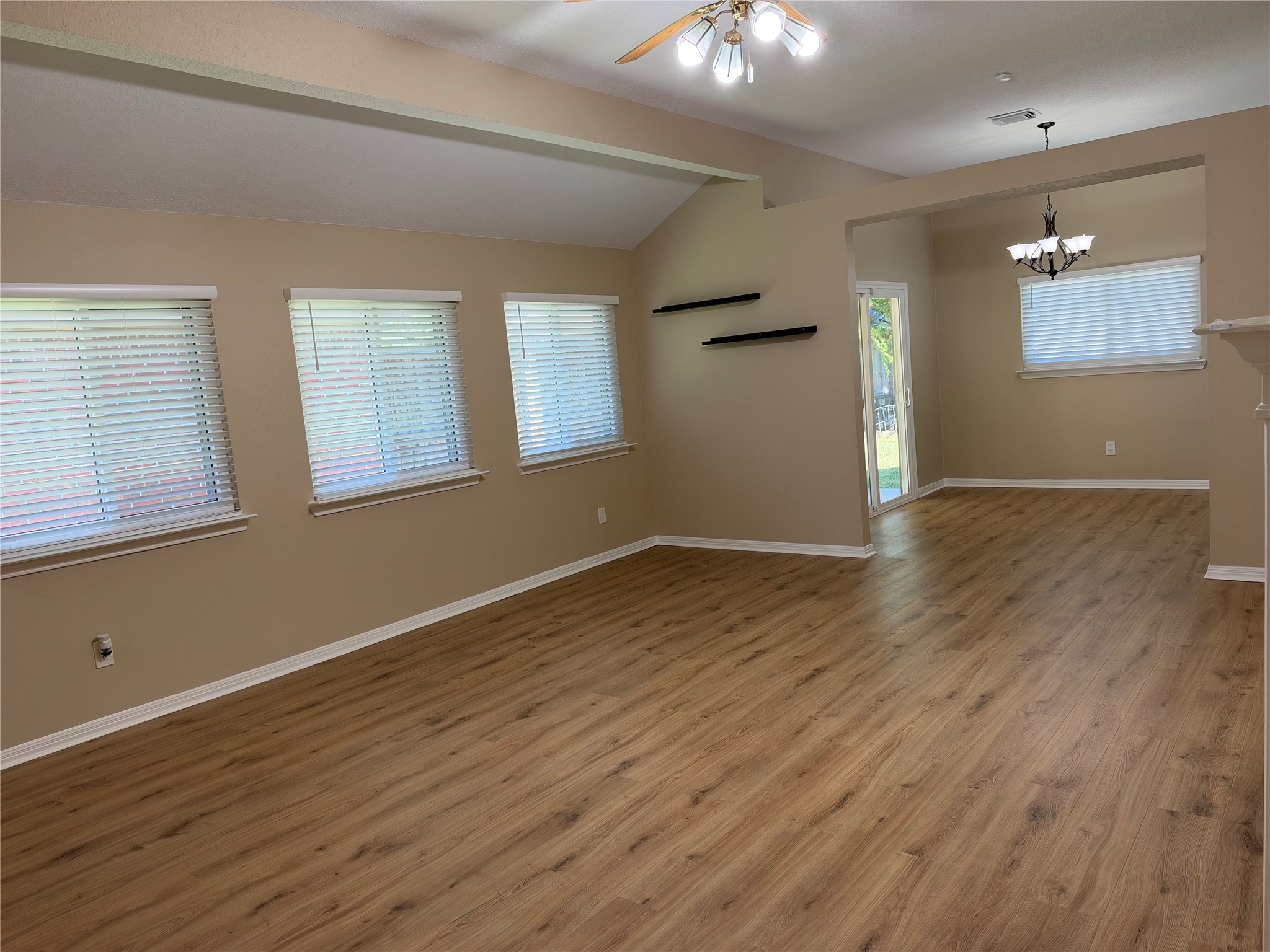 8118 Catalpa Street, Texas City, TX 77591
