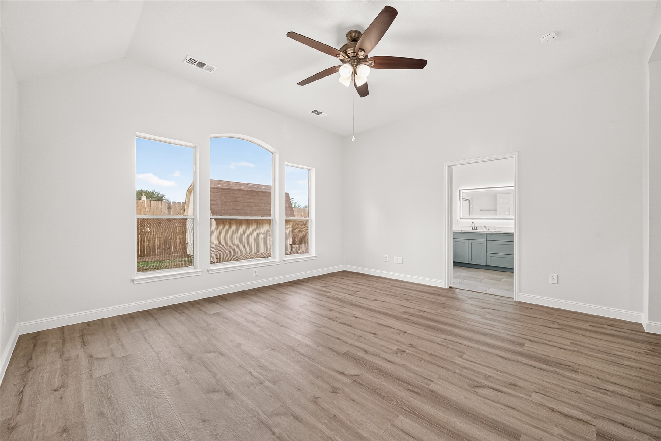 12423 May Laurel Drive, Houston, TX 77014
