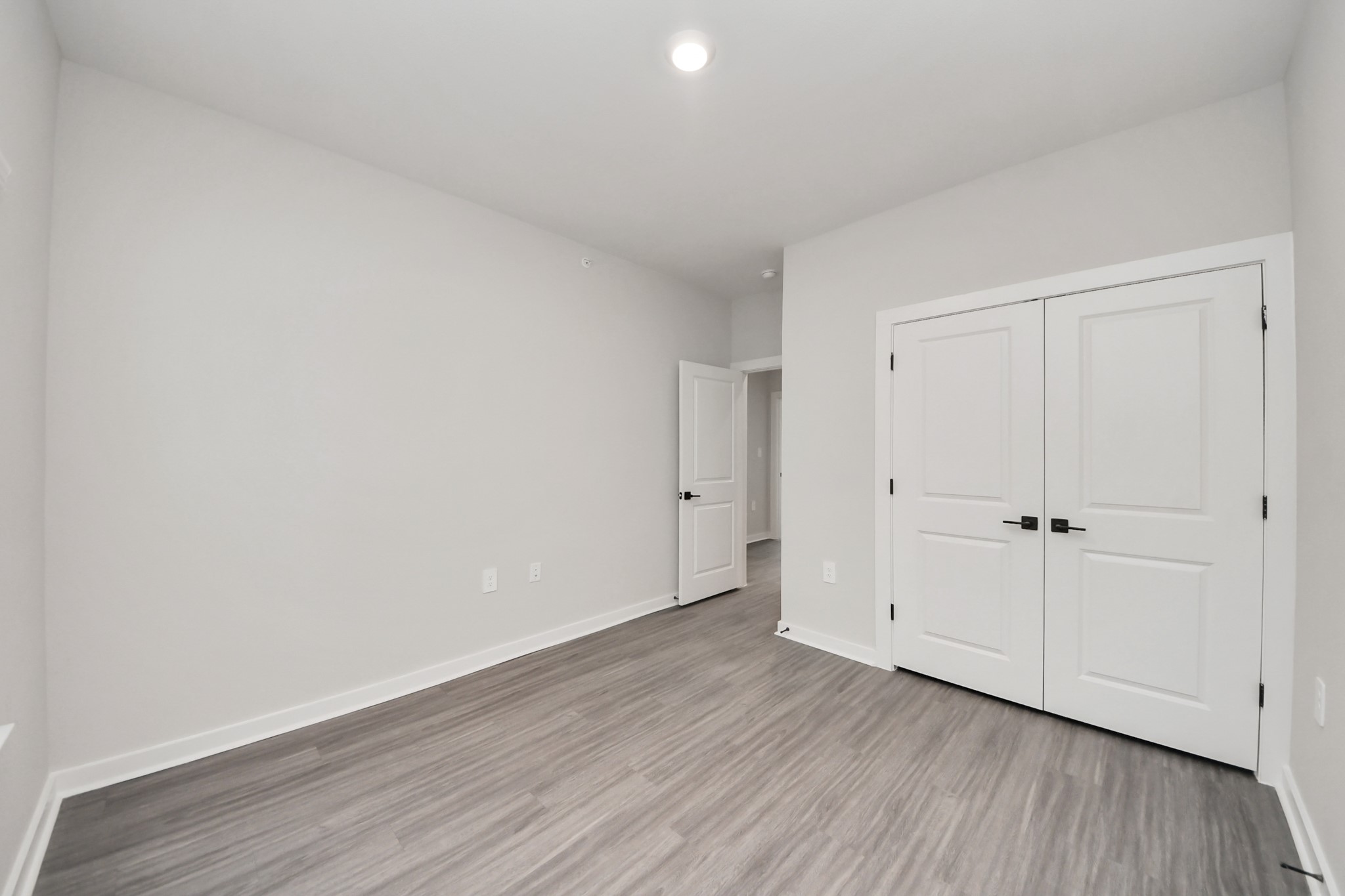 Bedroom 2 with Closet
