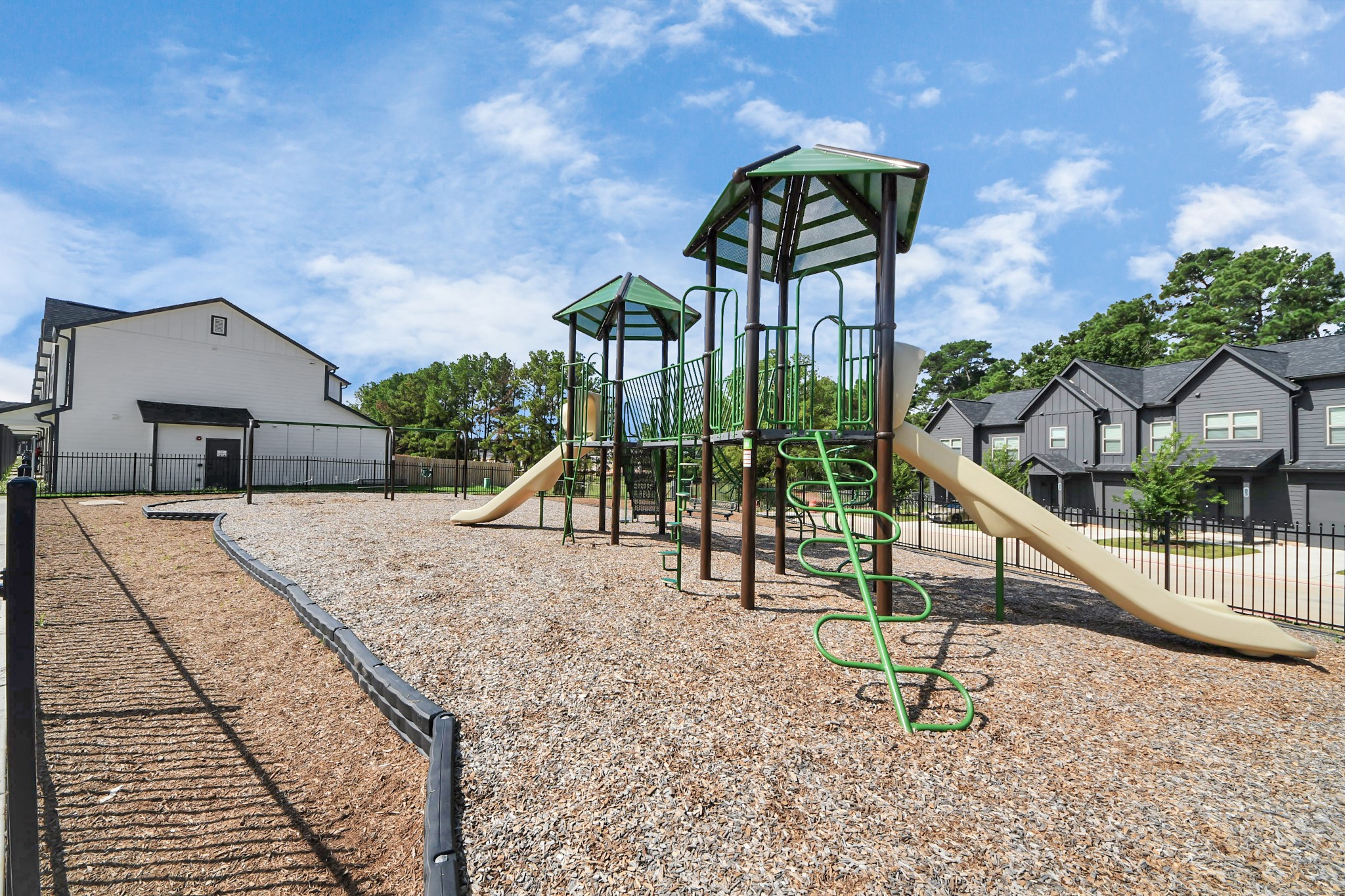 Enjoy an abundance of Amenities:Resort-Style Pool w/Sundeck Ledge&Outdoor Lounge Areas w/Grilling area,Gaming Lawn,Pickleball Court,Quaint Dog Park for your fur babies!24/7 Fitness Center w/Kids Play Zone area.Stunning Clubhouse w/Caf/Lounge.Playground Area.Electric Vehicle Charging Stations!