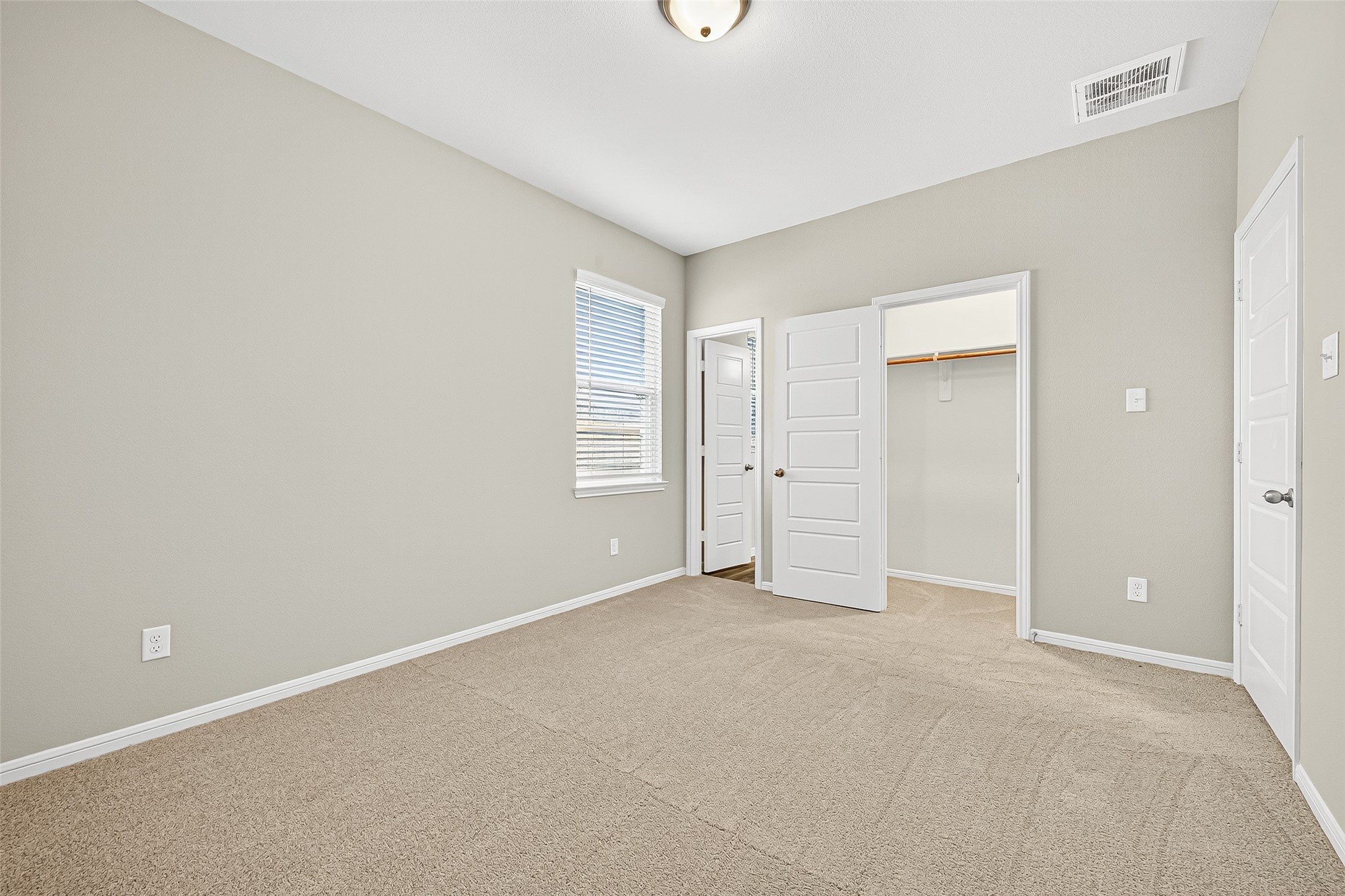 9987 Enclave Grove Street, Willis, TX 77318