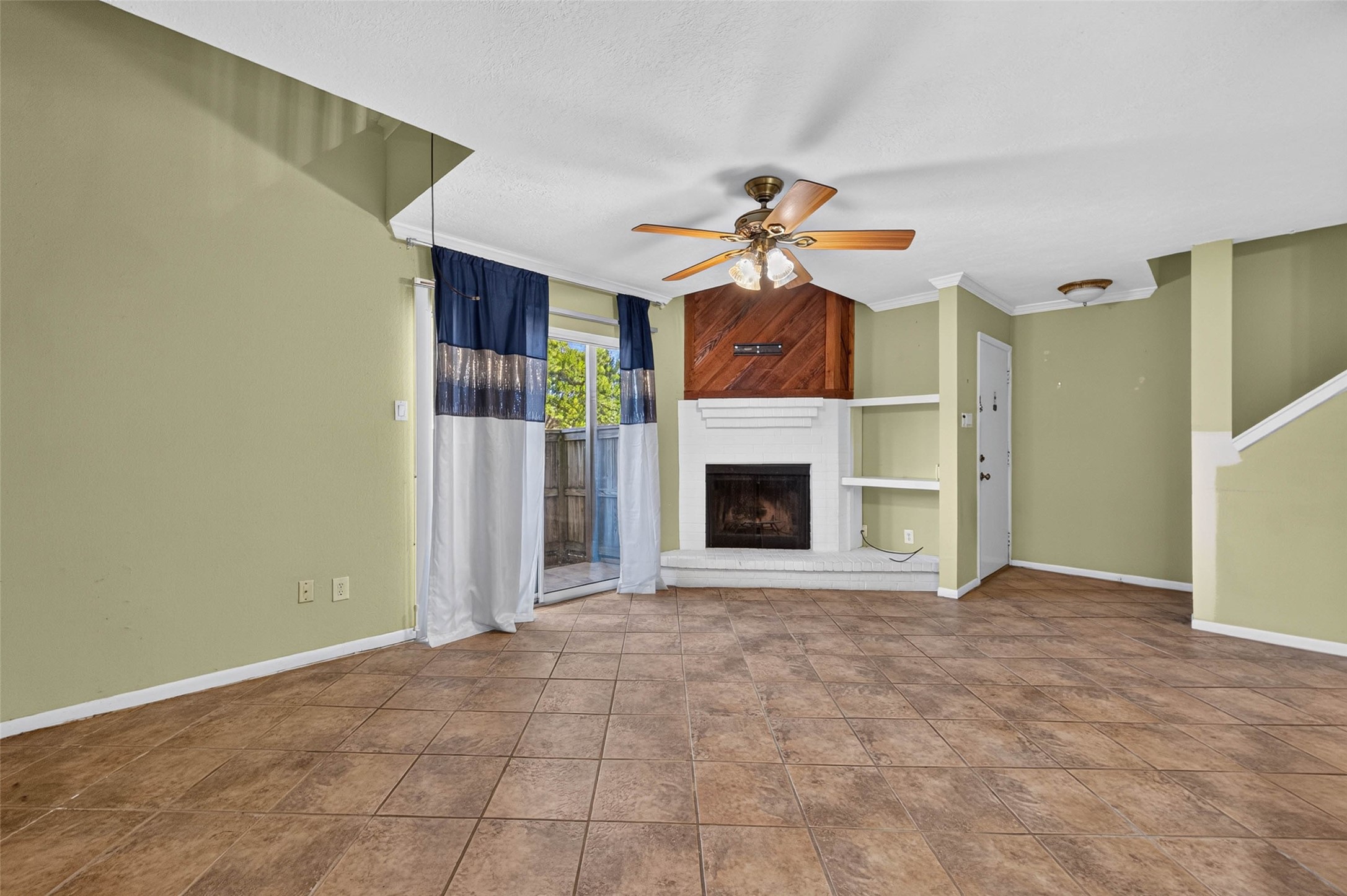 1900 Bay Area Boulevard, #160, Houston, TX 77058 1900 Bay Area Boulevard, #160, Houston, TX 77058