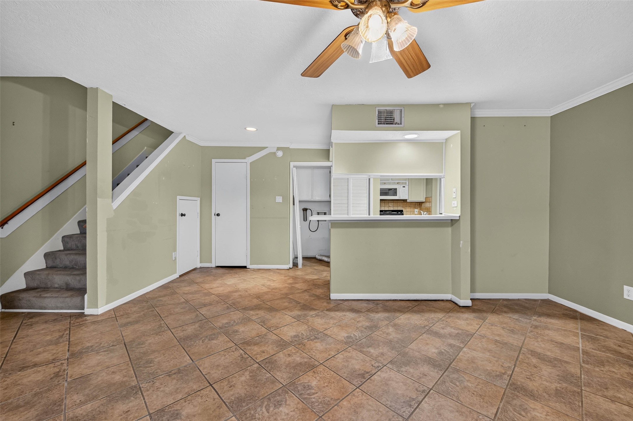 1900 Bay Area Boulevard, #160, Houston, TX 77058 1900 Bay Area Boulevard, #160, Houston, TX 77058