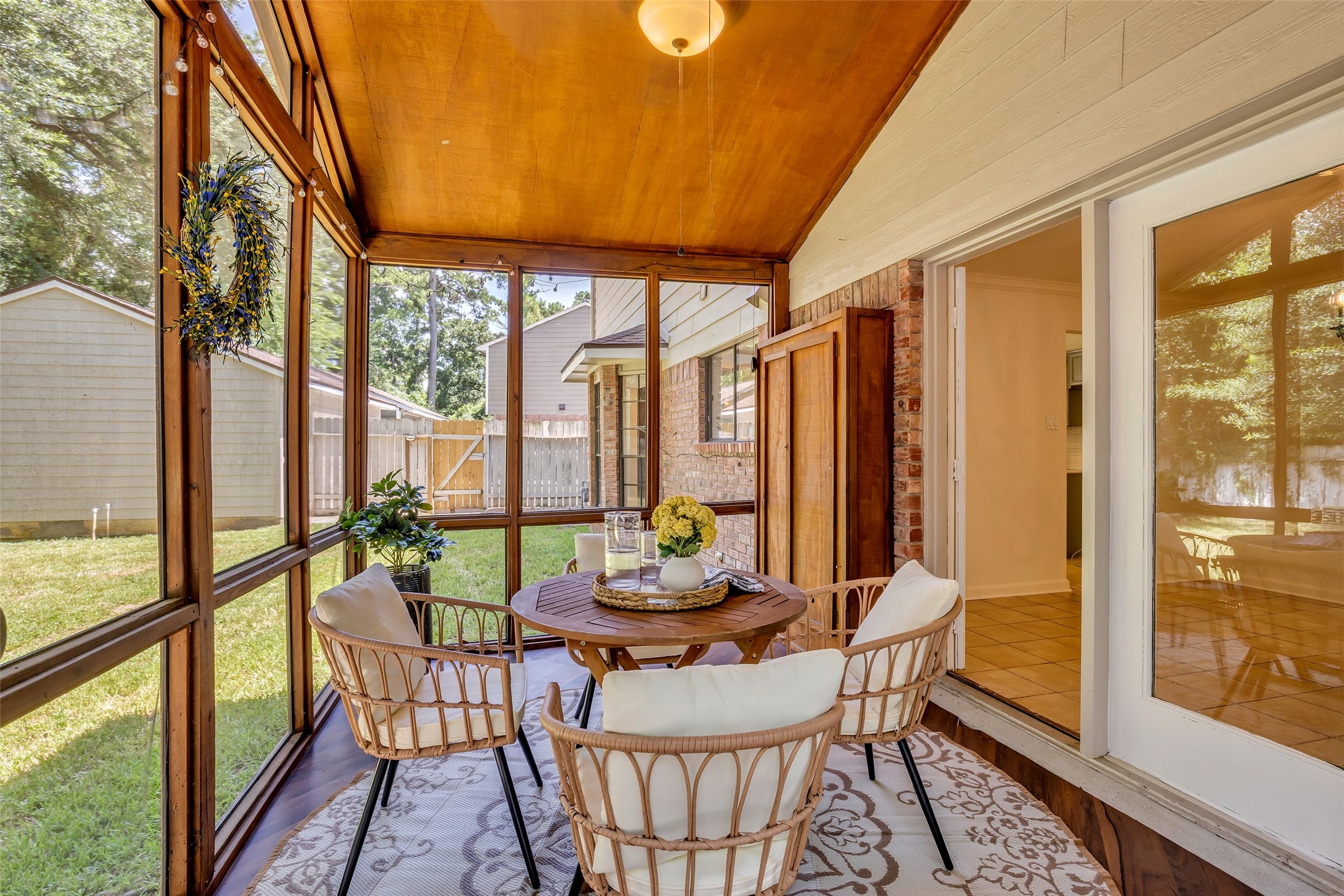 259 E Rainbow Ridge Circle, The Woodlands, TX 77381 259 E Rainbow Ridge Circle, The Woodlands, TX 77381