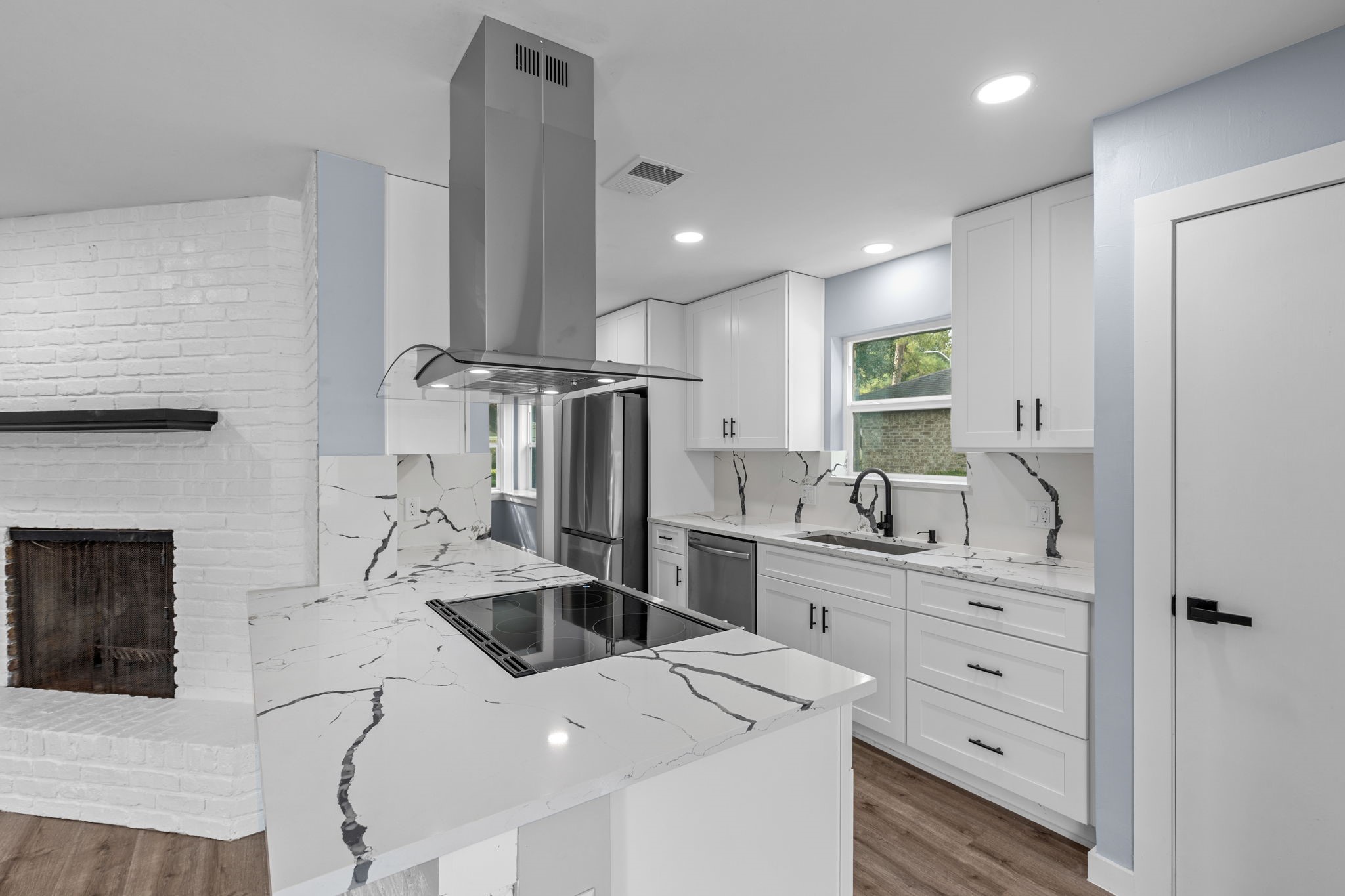 1805 Laurel Oaks Drive, Richmond, TX 77469