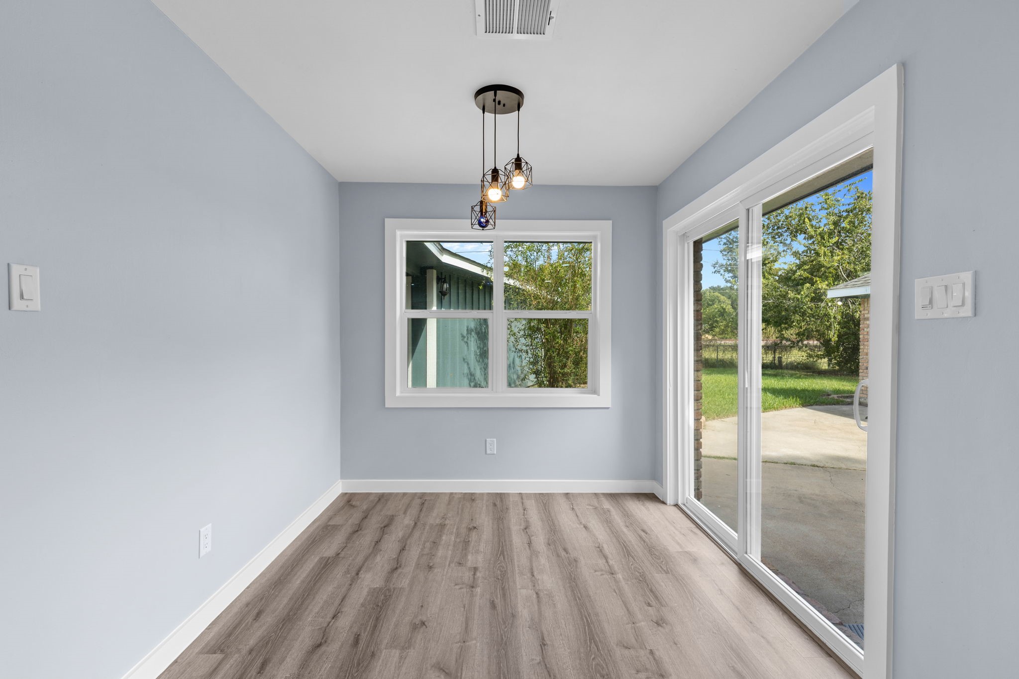 1805 Laurel Oaks Drive, Richmond, TX 77469