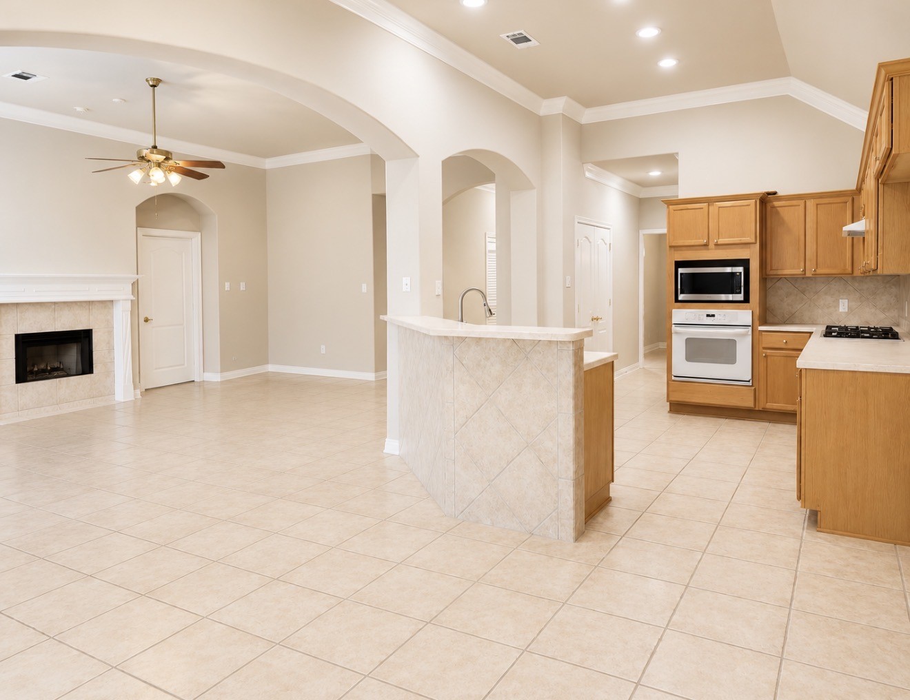 LIVING ROOM AND KITCHEN