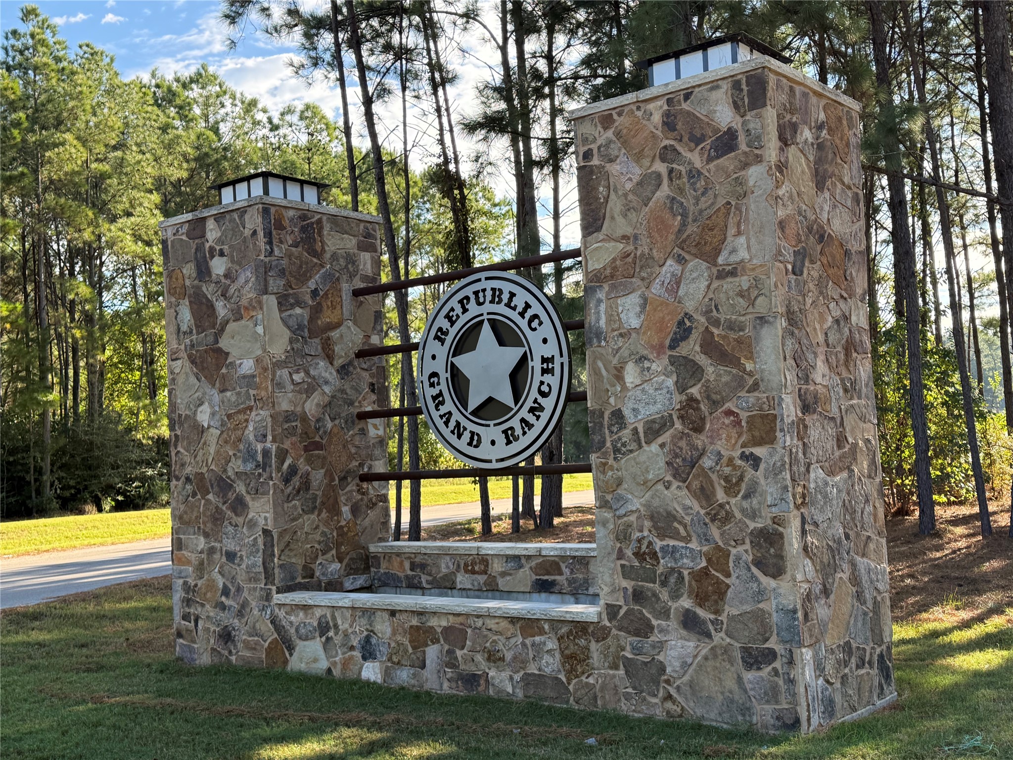 15895 Ridge Oak Road, Willis, TX 77378