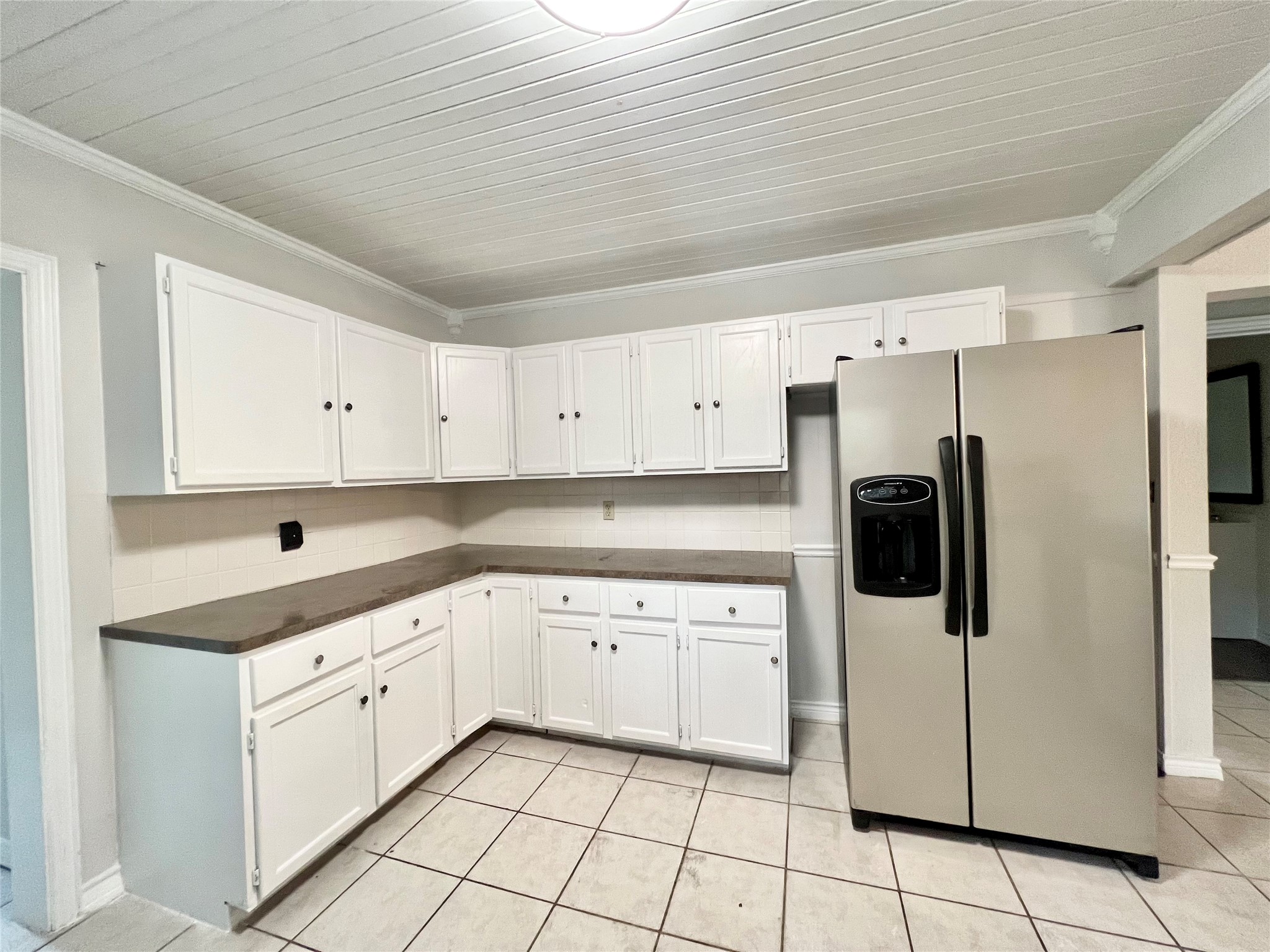 Have a chef in your family, this is an awesome kitchen with an abundance of cabinetry.  The refrigerator will stay with the home for the right price.