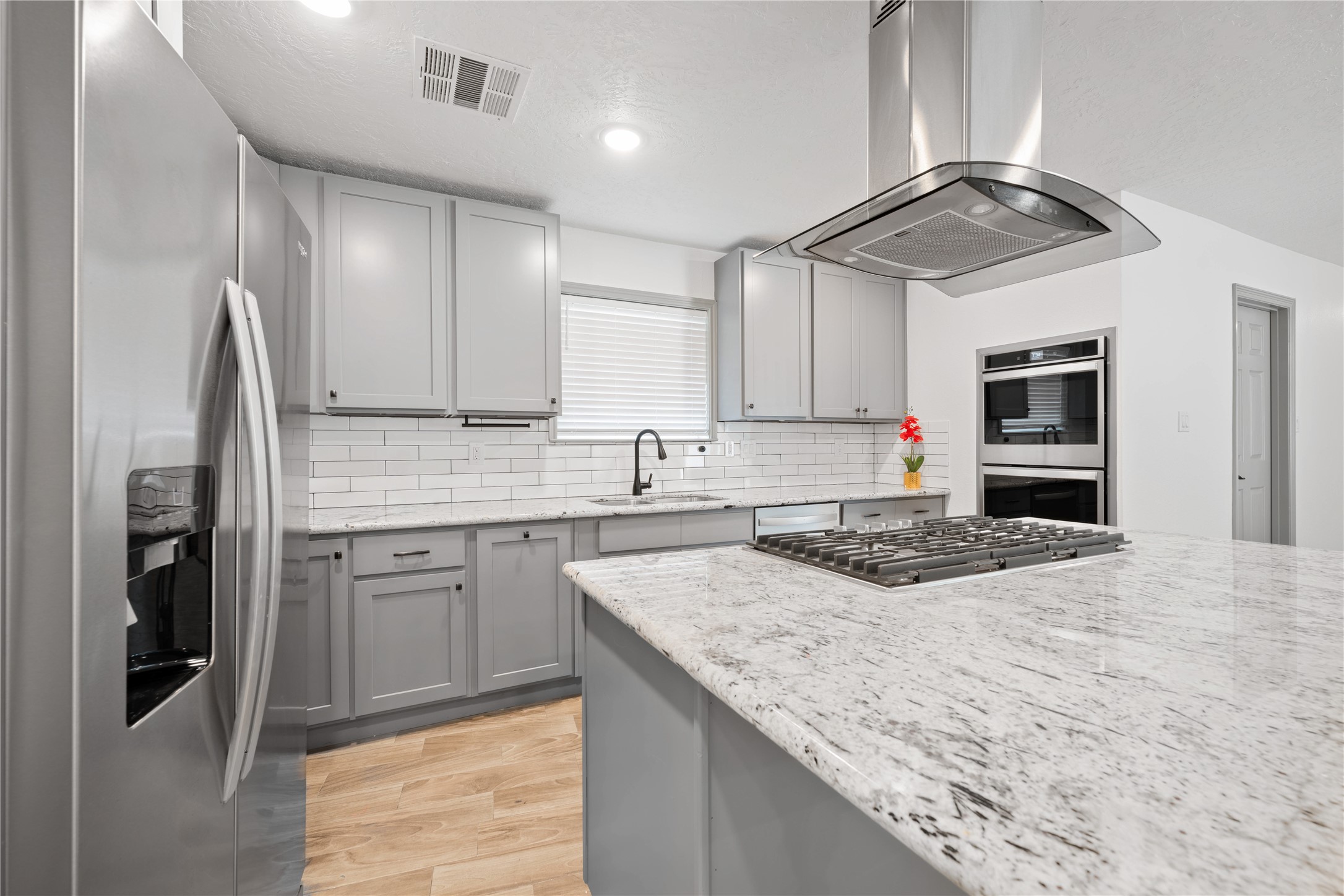 10011 Cliffwood Drive, Houston, TX 77035