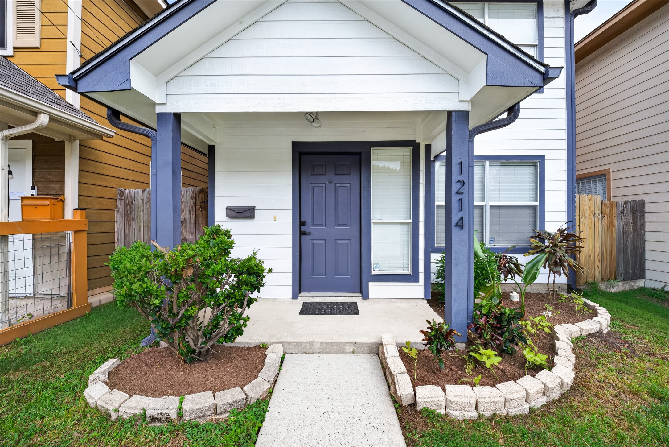 1214 Cleveland Street, Houston, TX 77019