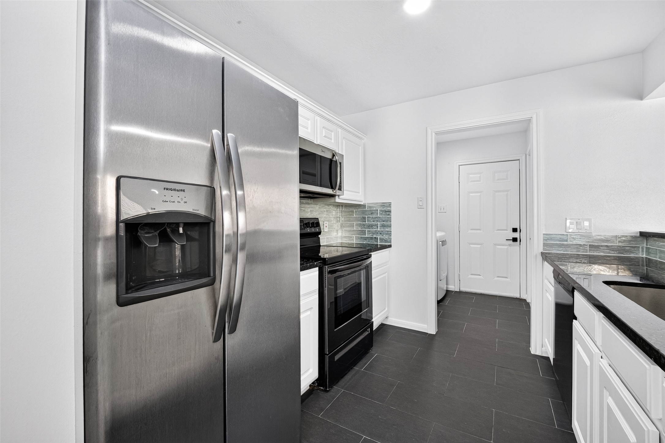 1214 Cleveland Street, Houston, TX 77019