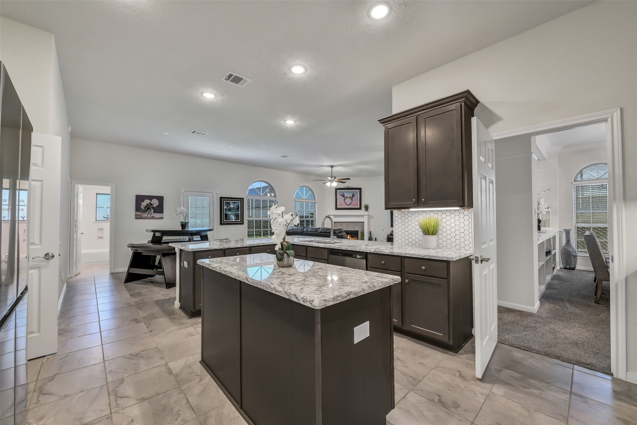 3403 San Lucas Drive, League City, TX 77539 3403 San Lucas Drive, League City, TX 77539