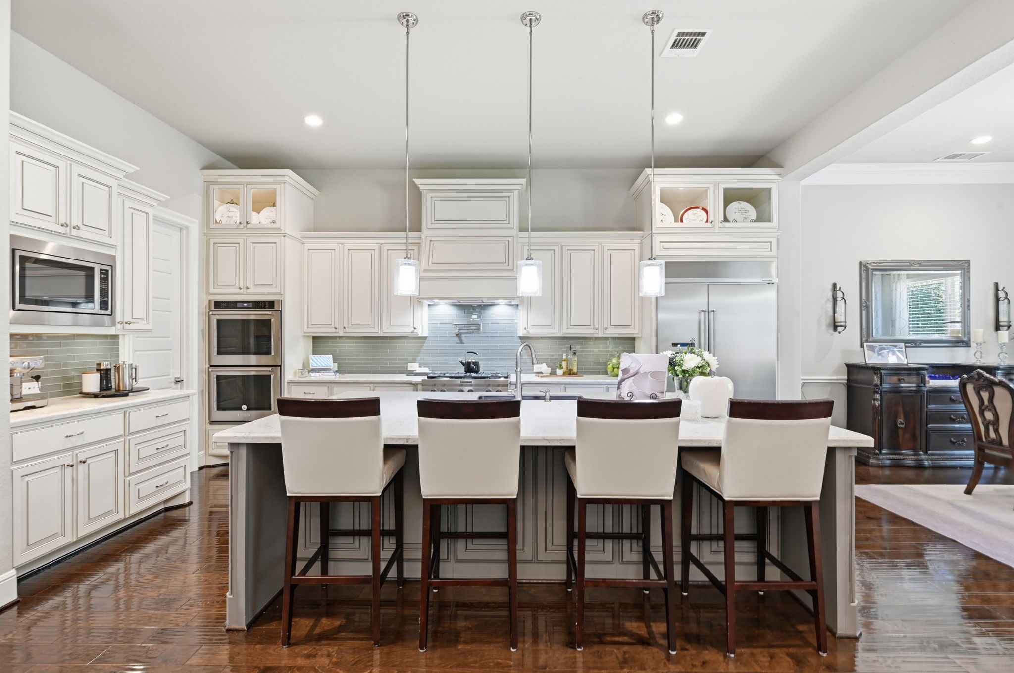 4043 Woodland Meadow Drive, Spring, TX 77386