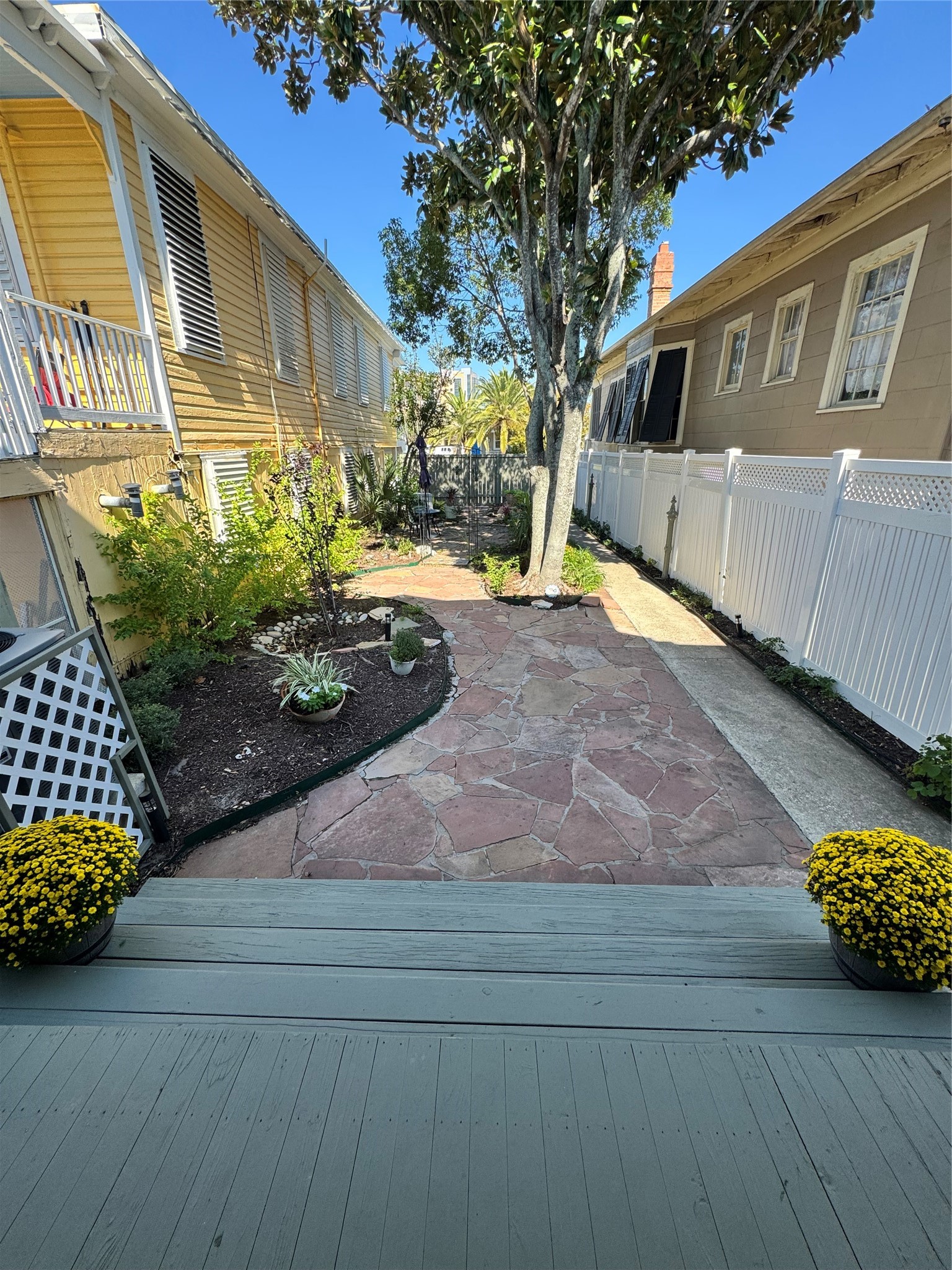 611 Church Street Street, Galveston, TX 77550
