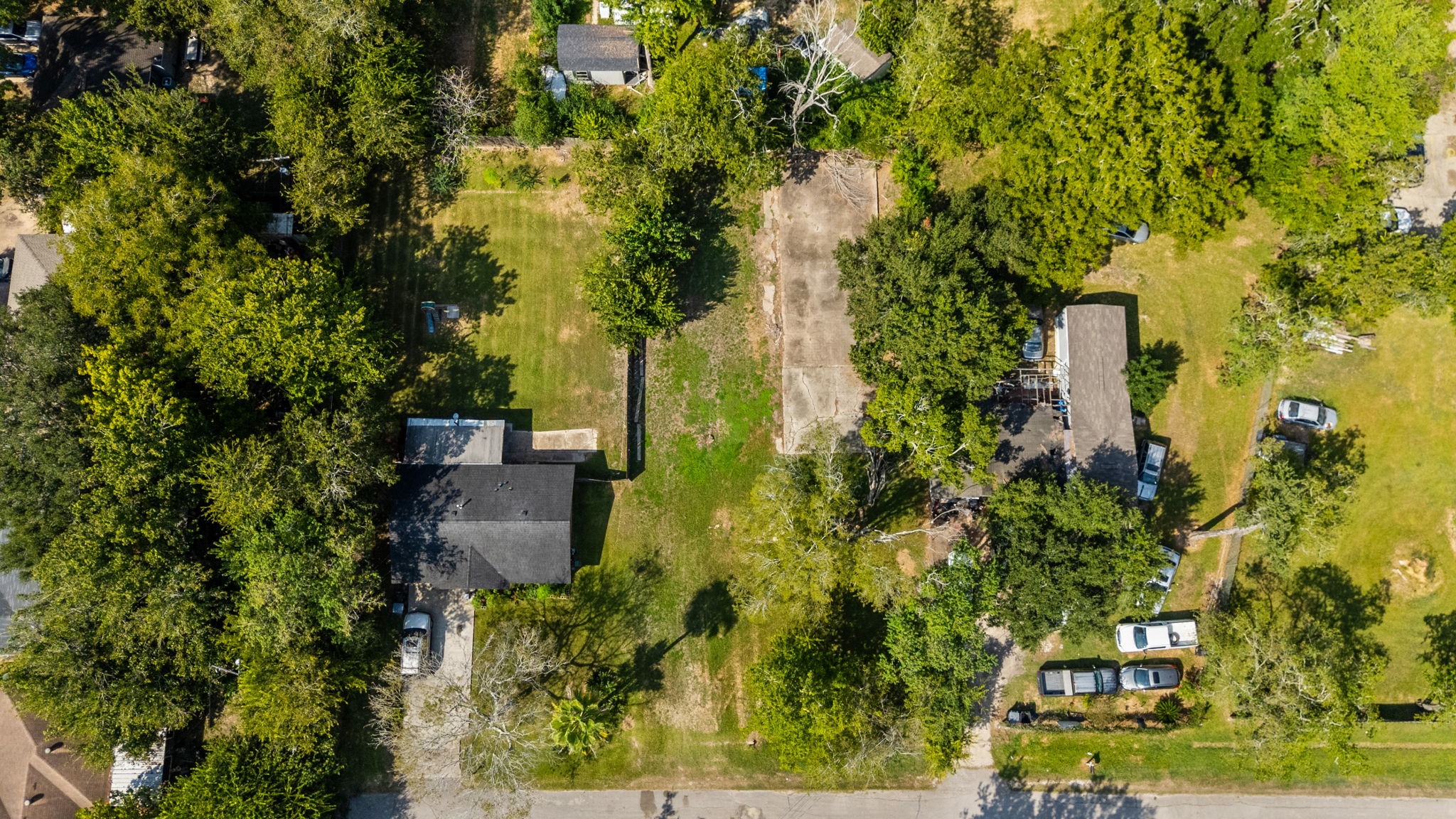 212 Woodward Street, Alvin, TX 77511