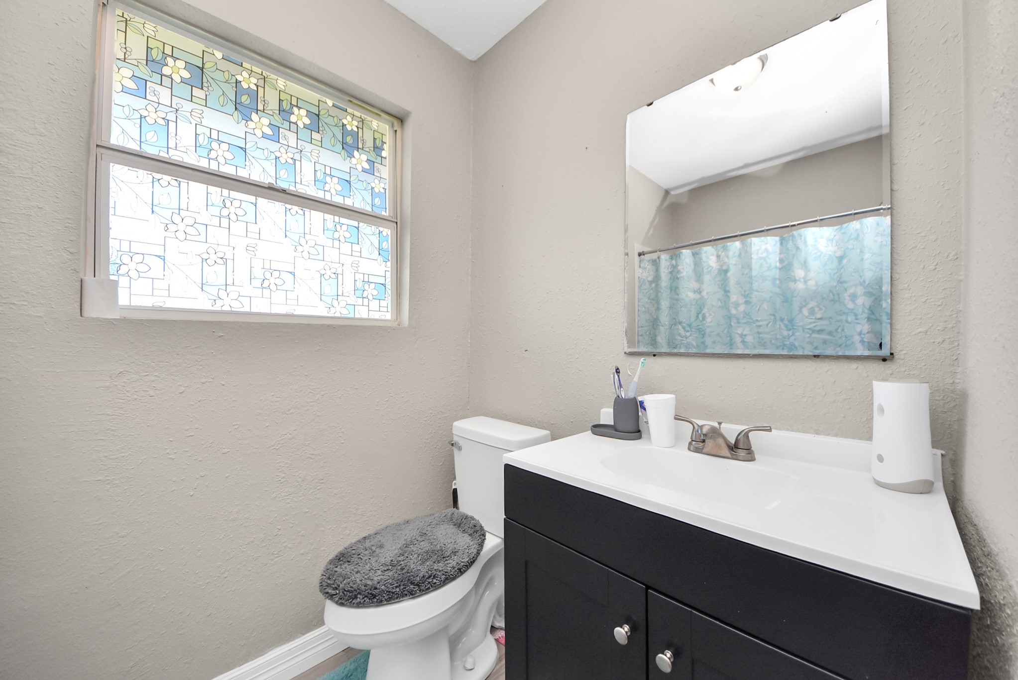 unit 1 bathroom