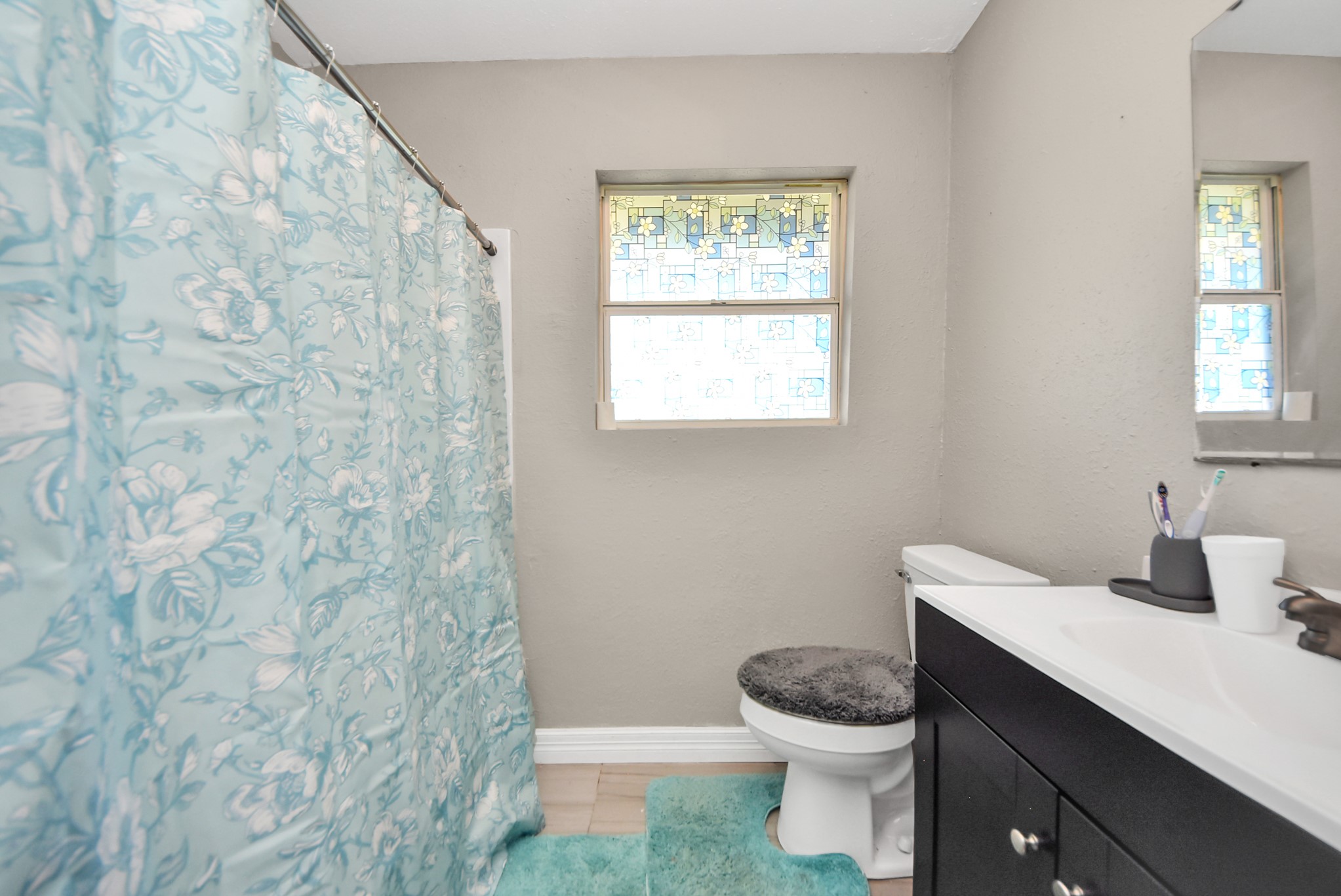 unit 1 bathroom